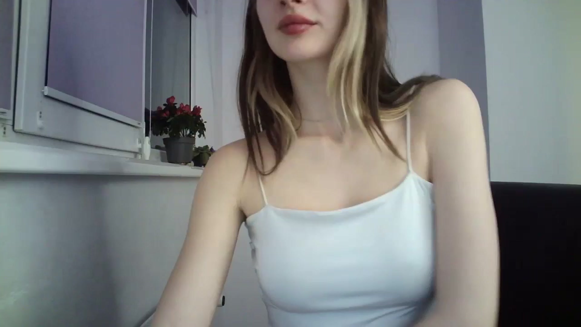 Gallery image thumbnail from MaryCoup's myfreecams stream on, 03/11/2024, 22:53 image 9 of 20