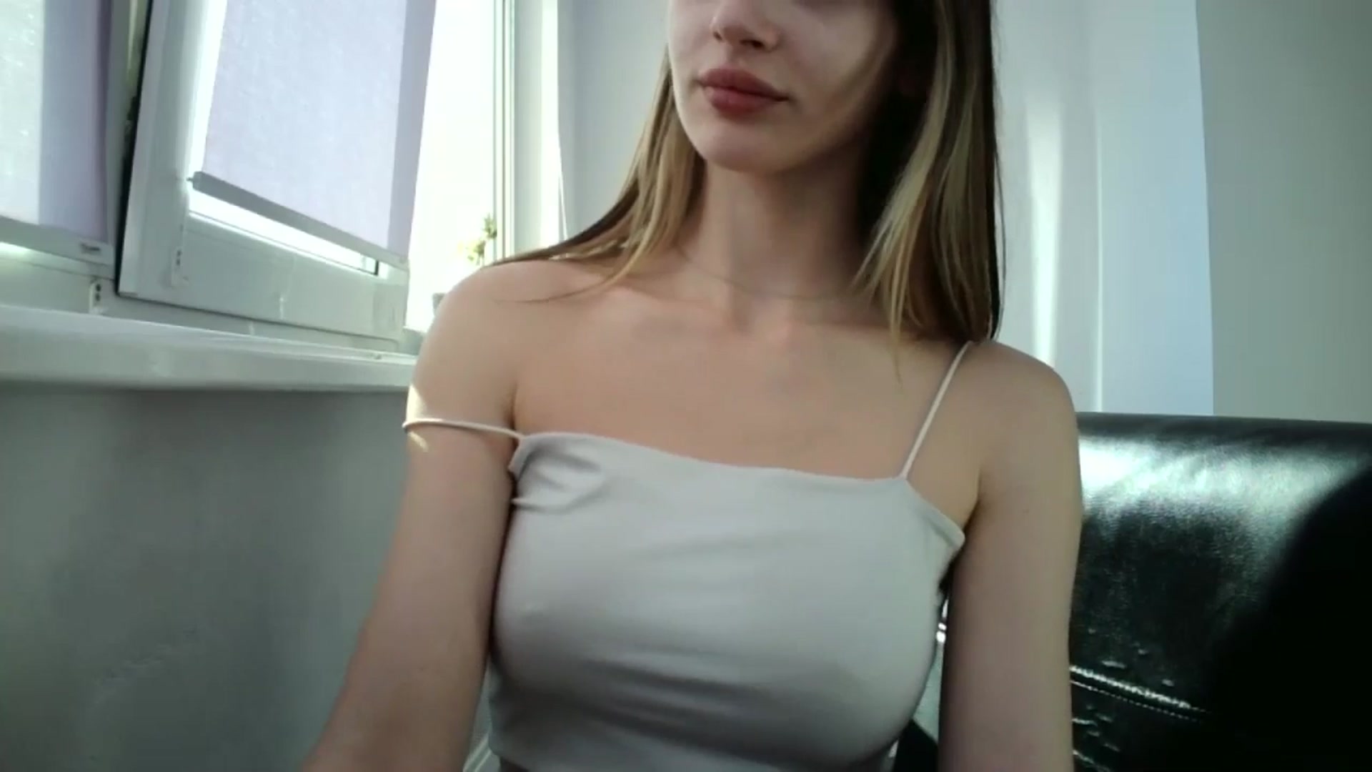 Gallery image thumbnail from MaryCoup's myfreecams stream on, 05/19/2024, 14:54 image 9 of 20