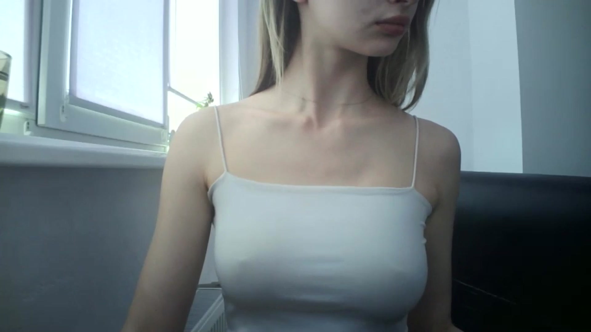 Gallery image thumbnail from MaryCoup's myfreecams stream on, 05/20/2024, 11:34 image 4 of 20