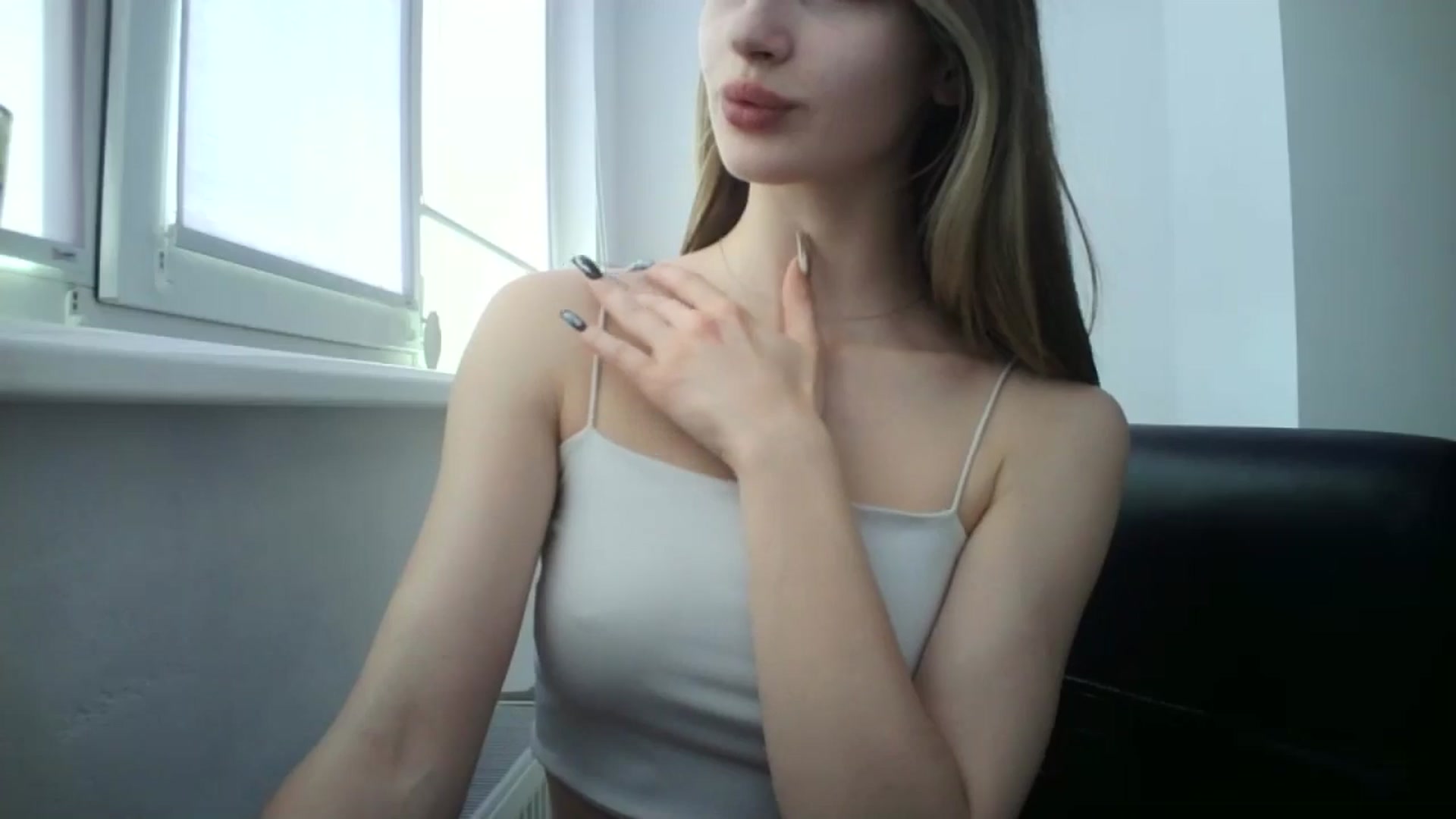 Gallery image thumbnail from MaryCoup's myfreecams stream on, 05/20/2024, 12:56 image 16 of 20