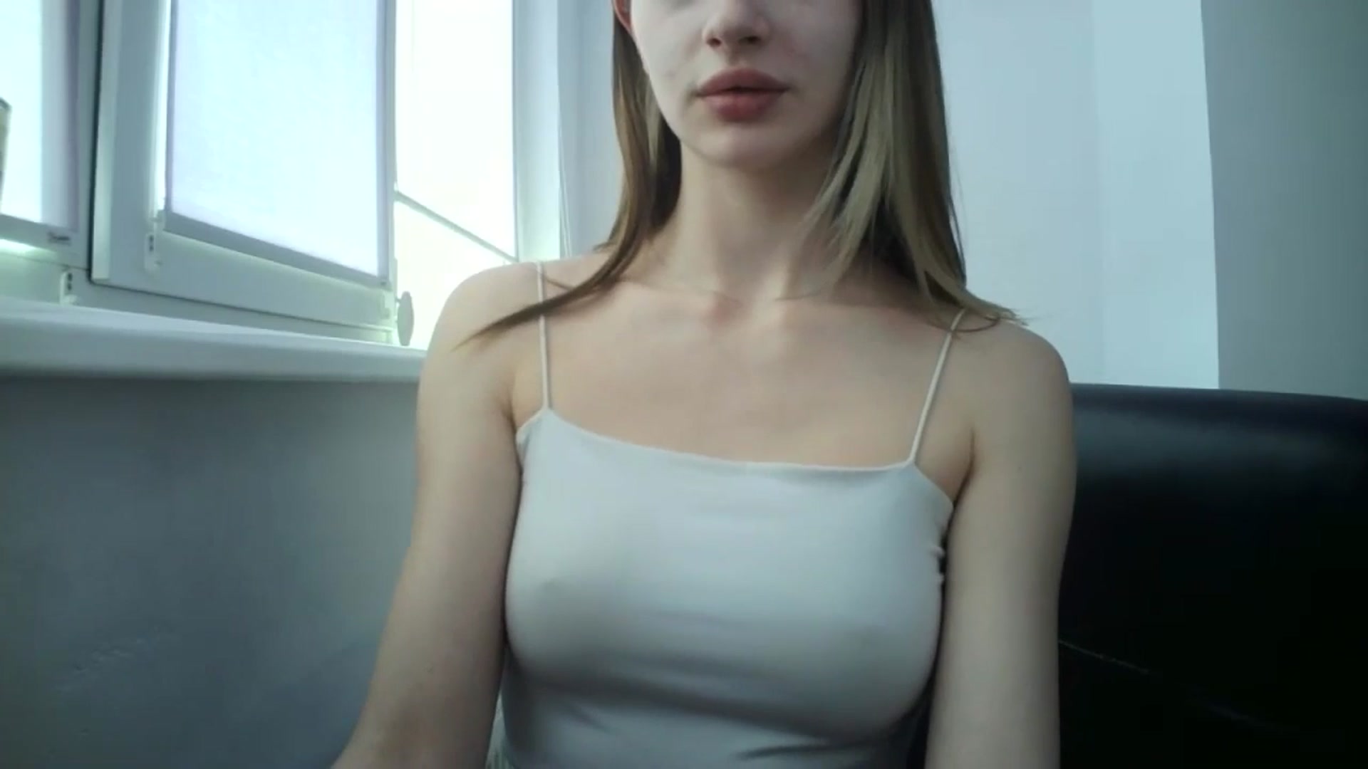Gallery image thumbnail from MaryCoup's myfreecams stream on, 05/20/2024, 12:56 image 8 of 20
