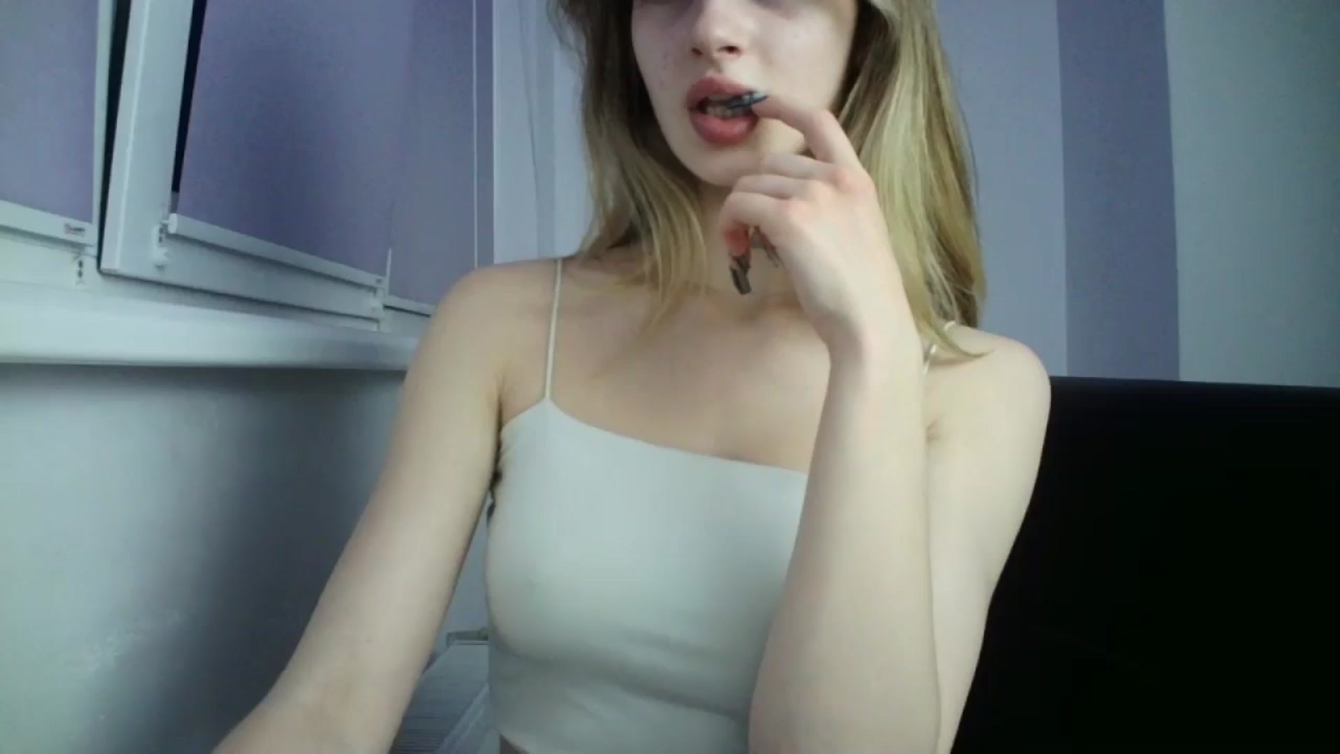 Gallery image thumbnail from MaryCoup's myfreecams stream on, 05/28/2024, 21:29 image 1 of 20