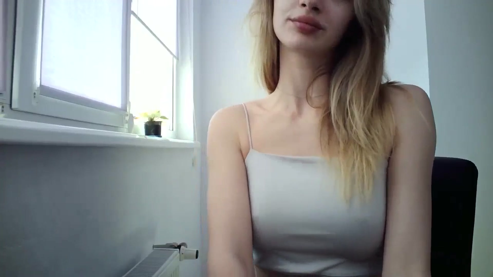 Gallery image thumbnail from MaryCoup's myfreecams stream on, 06/09/2024, 13:27 image 7 of 20