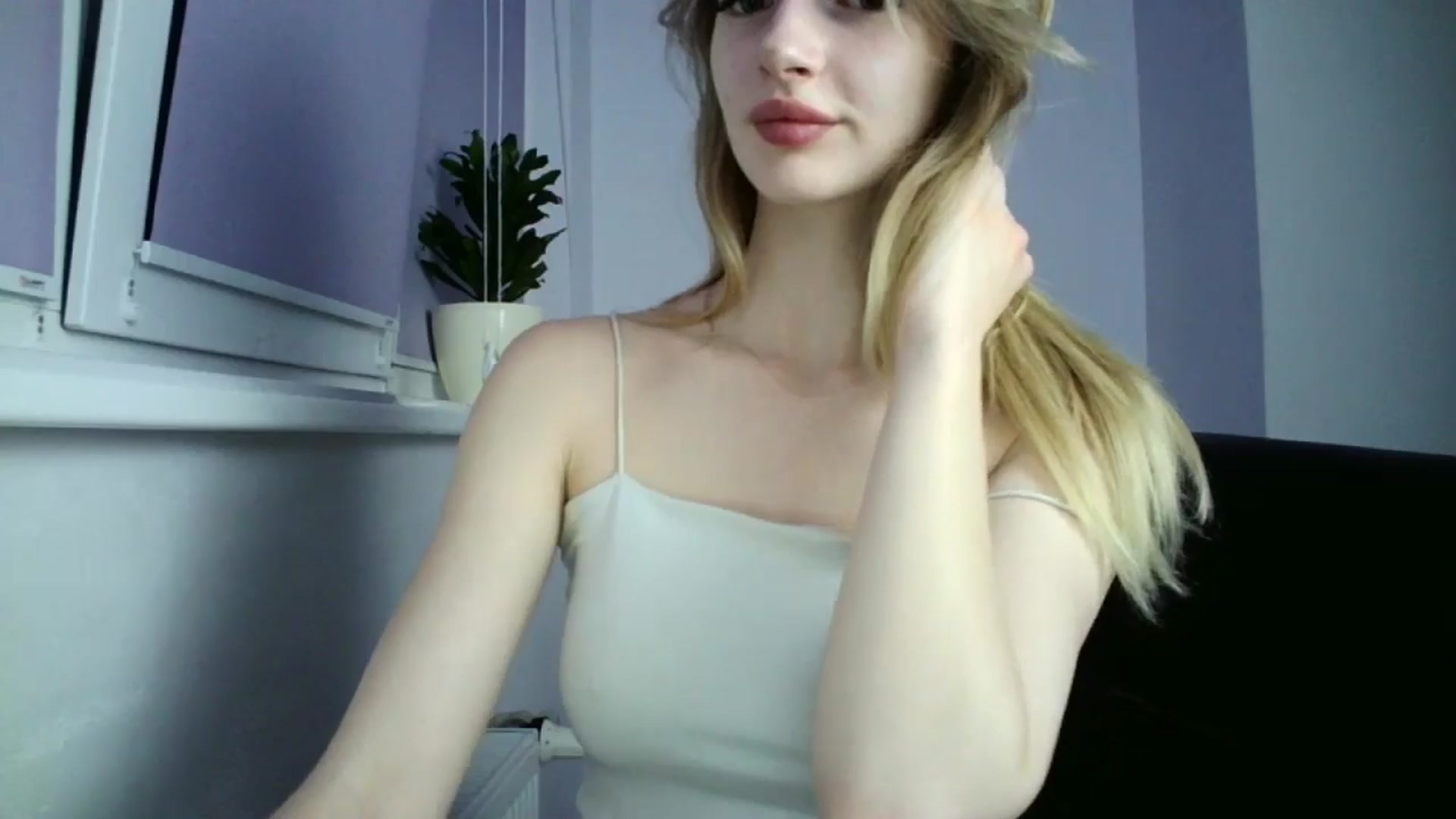 Gallery image thumbnail from MaryCoup's myfreecams stream on, 06/16/2024, 19:52 image 10 of 20