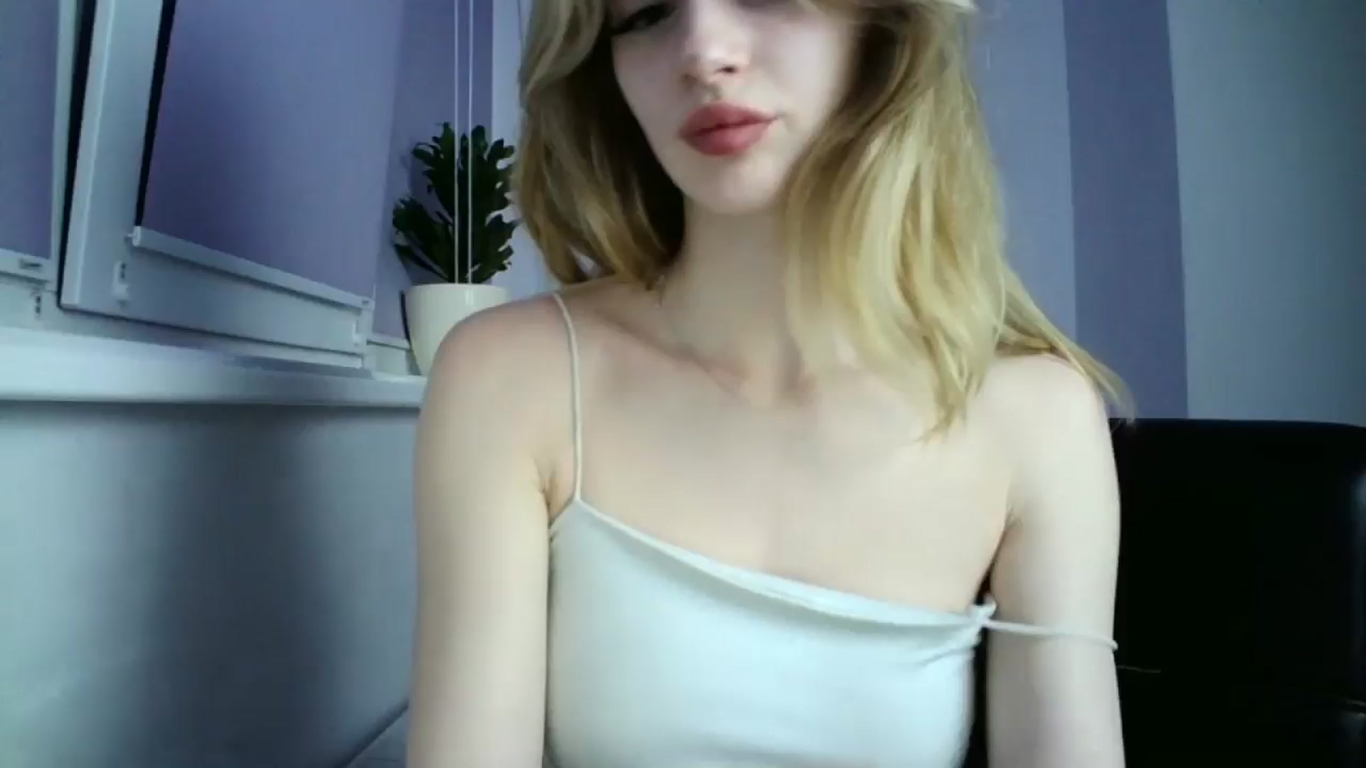 Gallery image thumbnail from MaryCoup's myfreecams stream on, 06/16/2024, 19:52 image 12 of 20