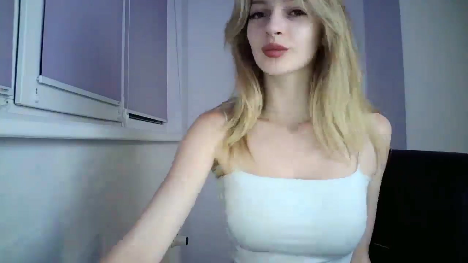 Gallery image thumbnail from MaryCoup's myfreecams stream on, 06/21/2024, 19:52 image 18 of 20