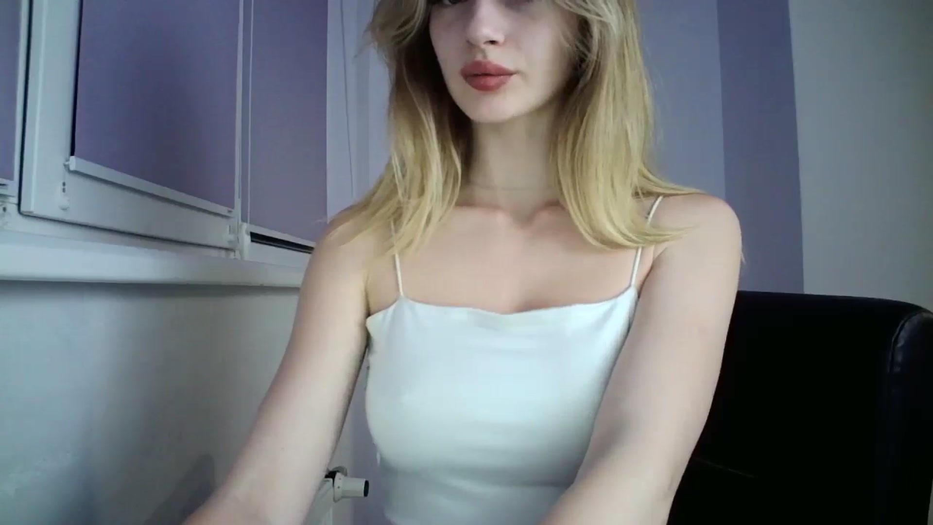Gallery image thumbnail from MaryCoup's myfreecams stream on, 06/21/2024, 19:52 image 2 of 20