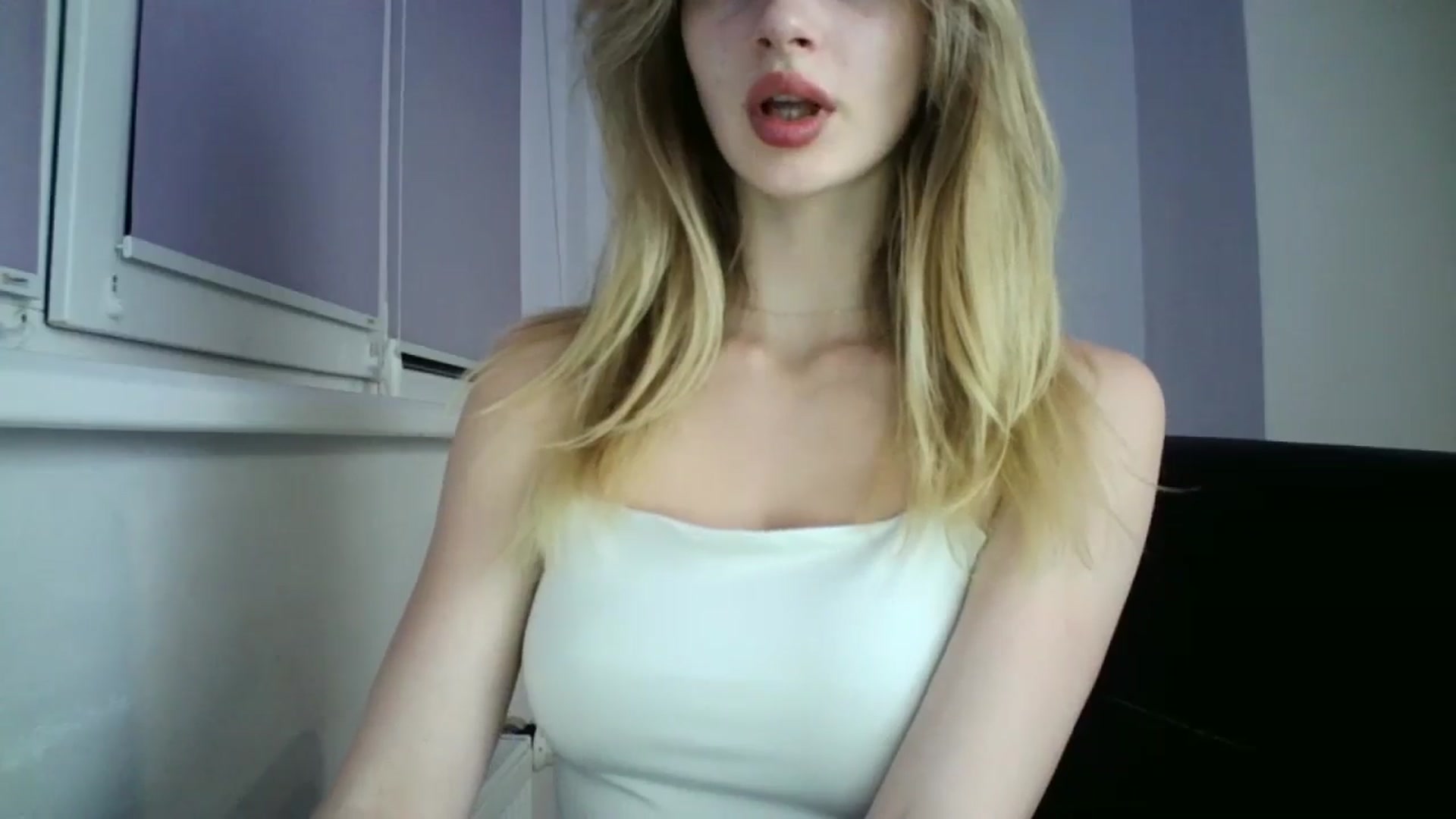 Gallery image thumbnail from MaryCoup's myfreecams stream on, 06/21/2024, 19:52 image 17 of 20