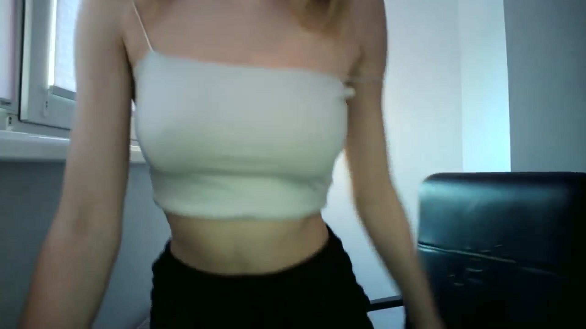 Gallery image thumbnail from MaryCoup's myfreecams stream on, 06/24/2024, 17:50 image 7 of 20