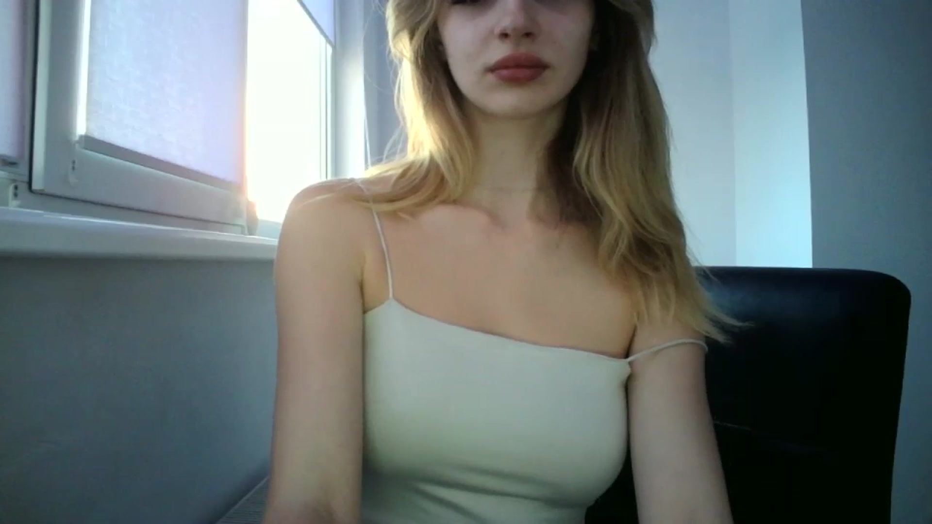 Gallery image thumbnail from MaryCoup's myfreecams stream on, 06/24/2024, 17:50 image 15 of 20