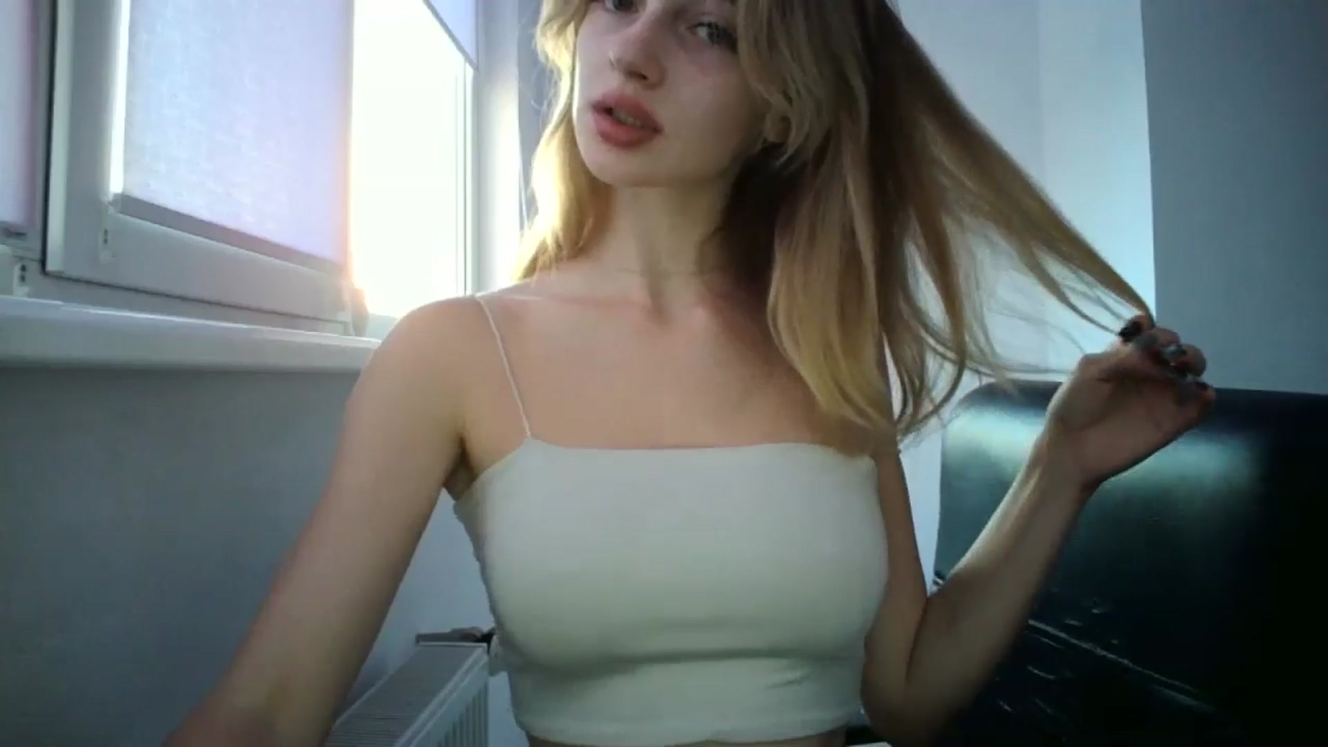Gallery image thumbnail from MaryCoup's myfreecams stream on, 06/24/2024, 17:50 image 13 of 20