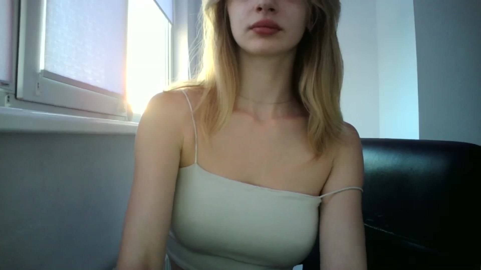 Gallery image thumbnail from MaryCoup's myfreecams stream on, 06/24/2024, 17:50 image 2 of 20