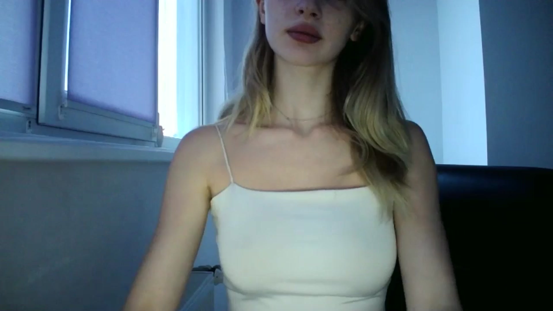 Gallery image thumbnail from MaryCoup's myfreecams stream on, 07/03/2024, 18:02 image 5 of 20
