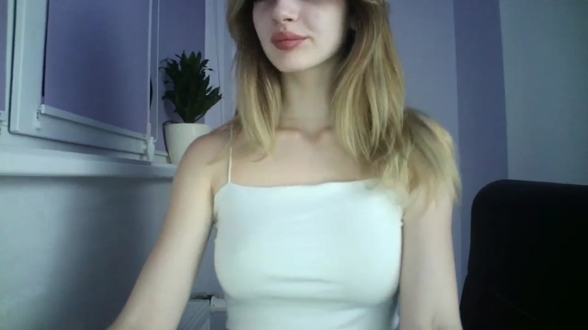 Gallery image thumbnail from MaryCoup's myfreecams stream on, 07/19/2024, 22:34 image 3 of 20