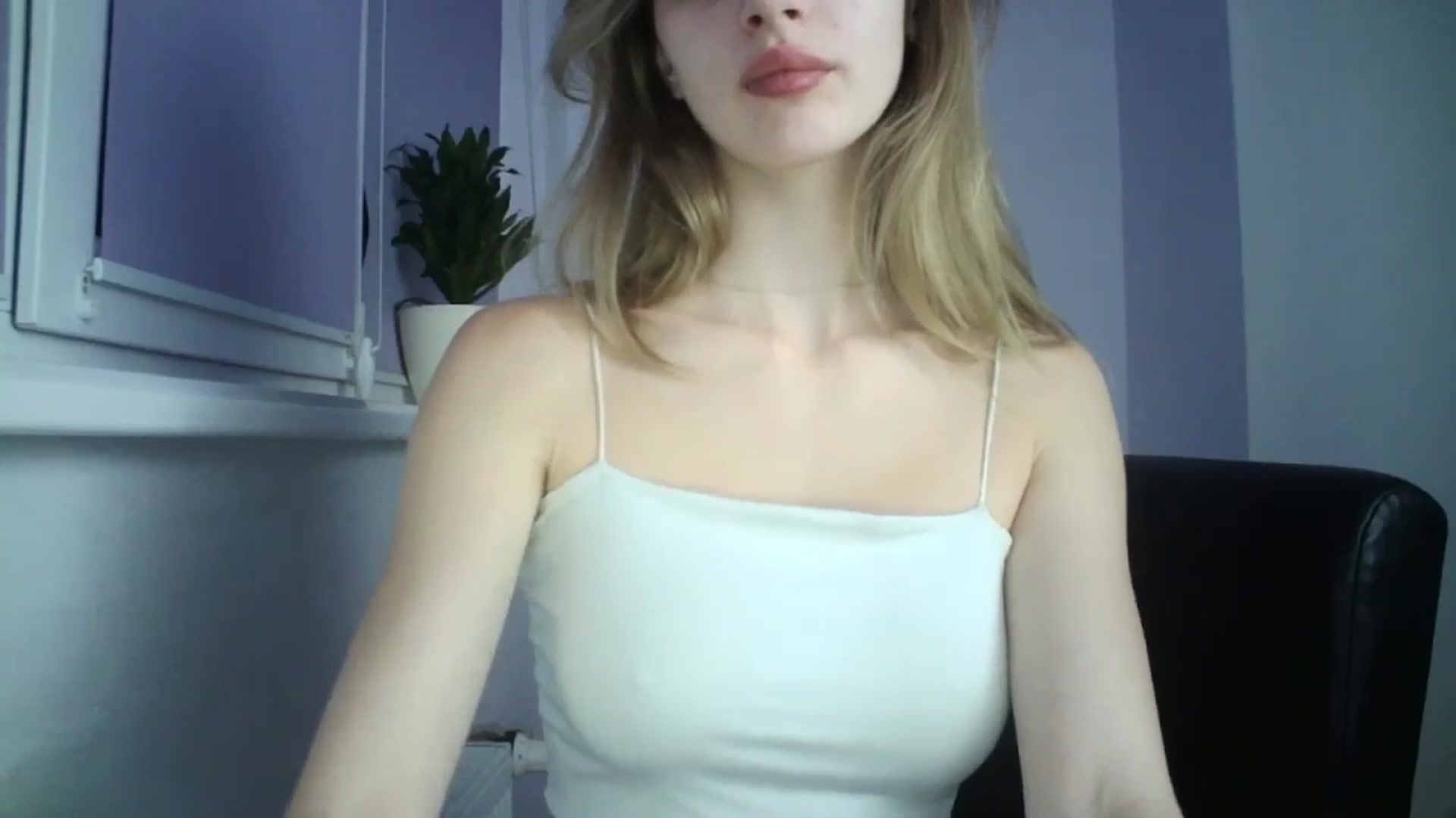Gallery image thumbnail from MaryCoup's myfreecams stream on, 07/19/2024, 22:34 image 13 of 20
