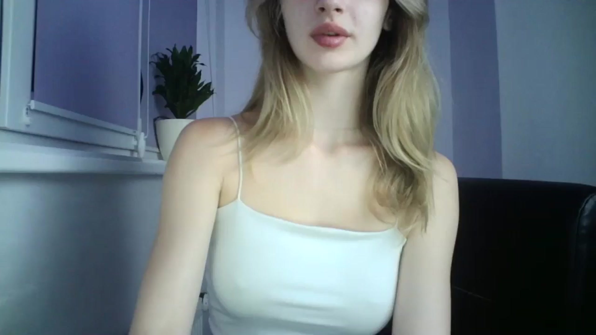 Gallery image thumbnail from MaryCoup's myfreecams stream on, 07/19/2024, 22:53 image 12 of 20
