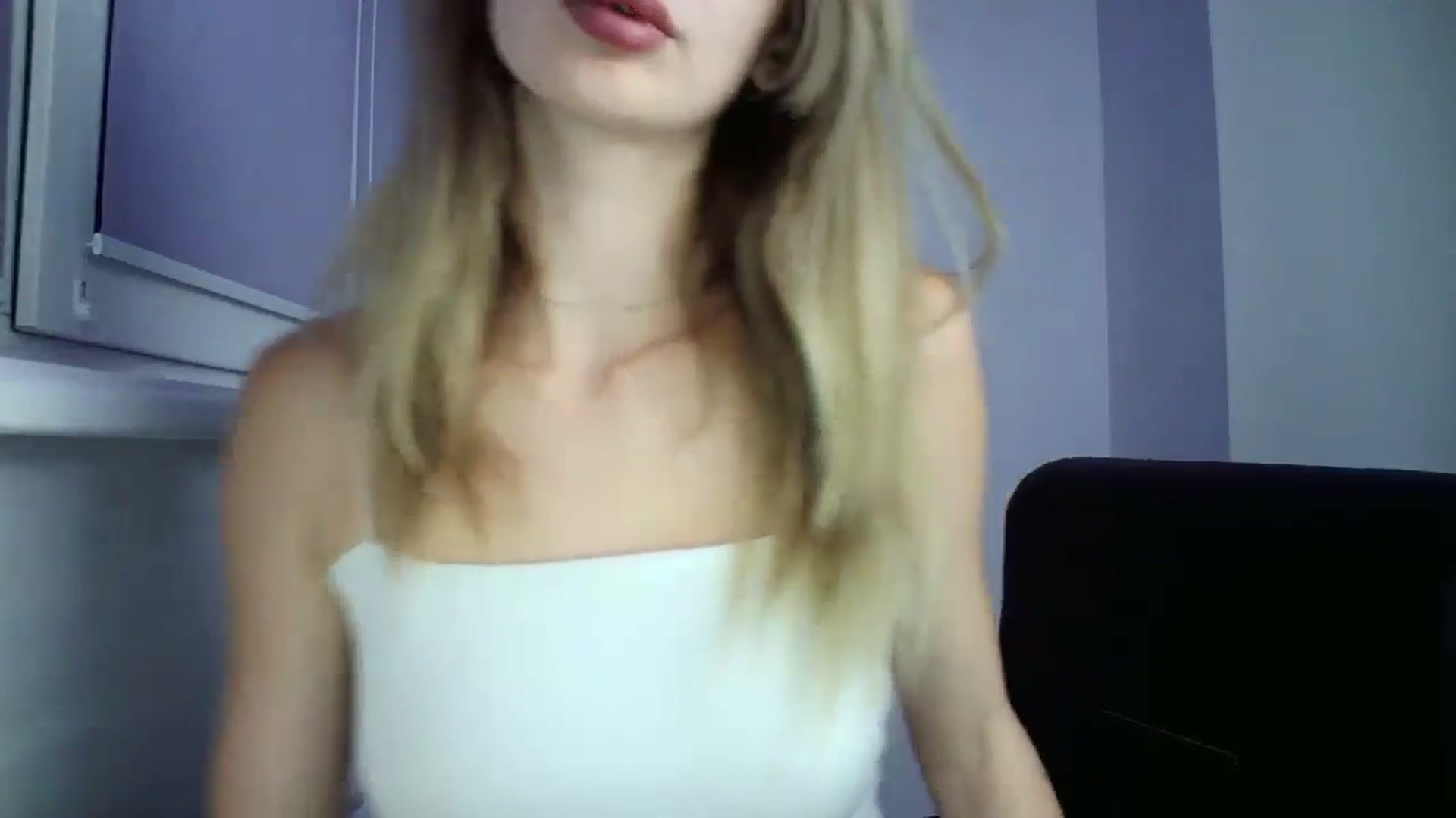 Gallery image thumbnail from MaryCoup's myfreecams stream on, 08/08/2024, 21:24 image 14 of 20