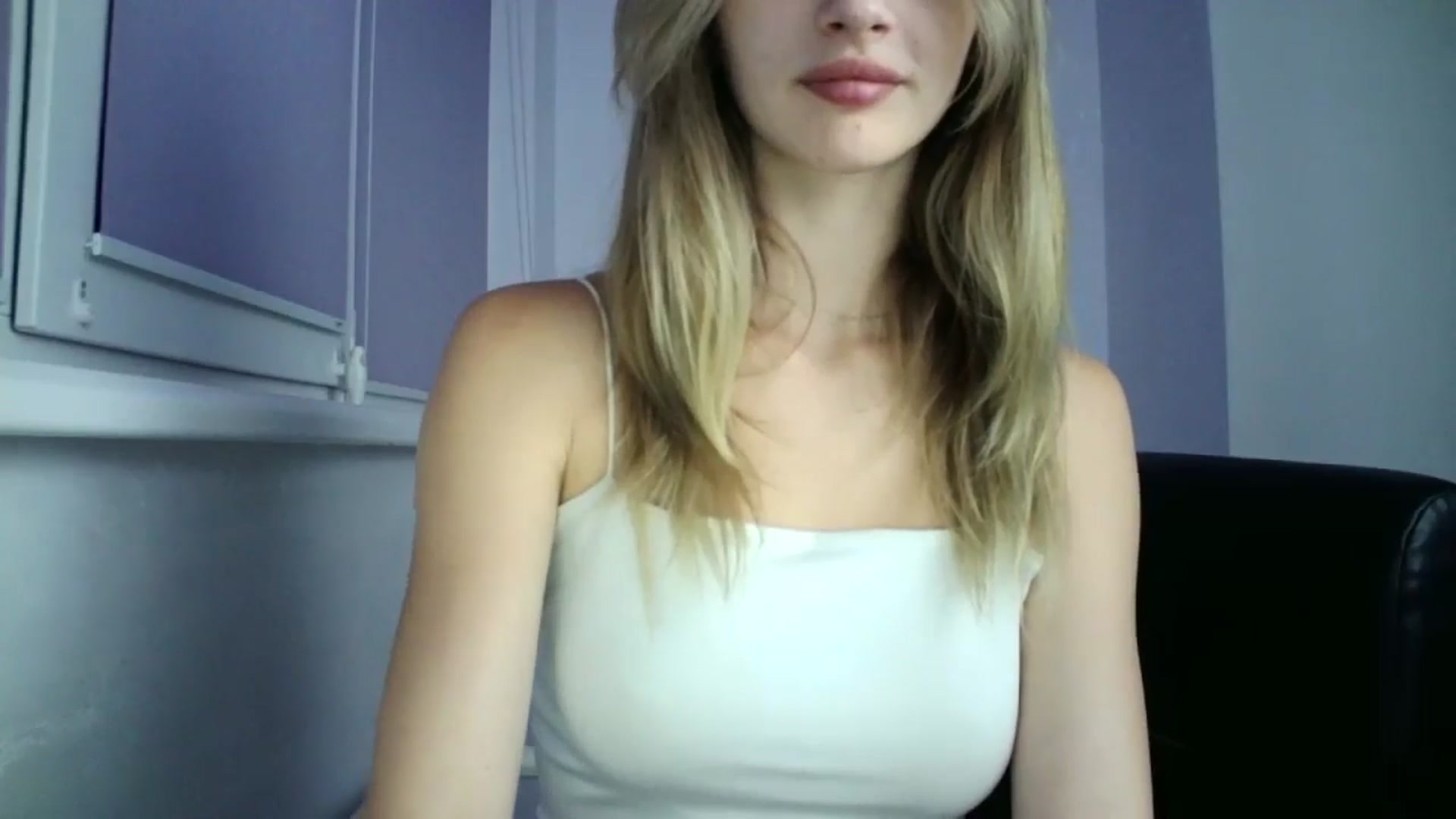 Gallery image thumbnail from MaryCoup's myfreecams stream on, 08/08/2024, 21:41 image 17 of 20