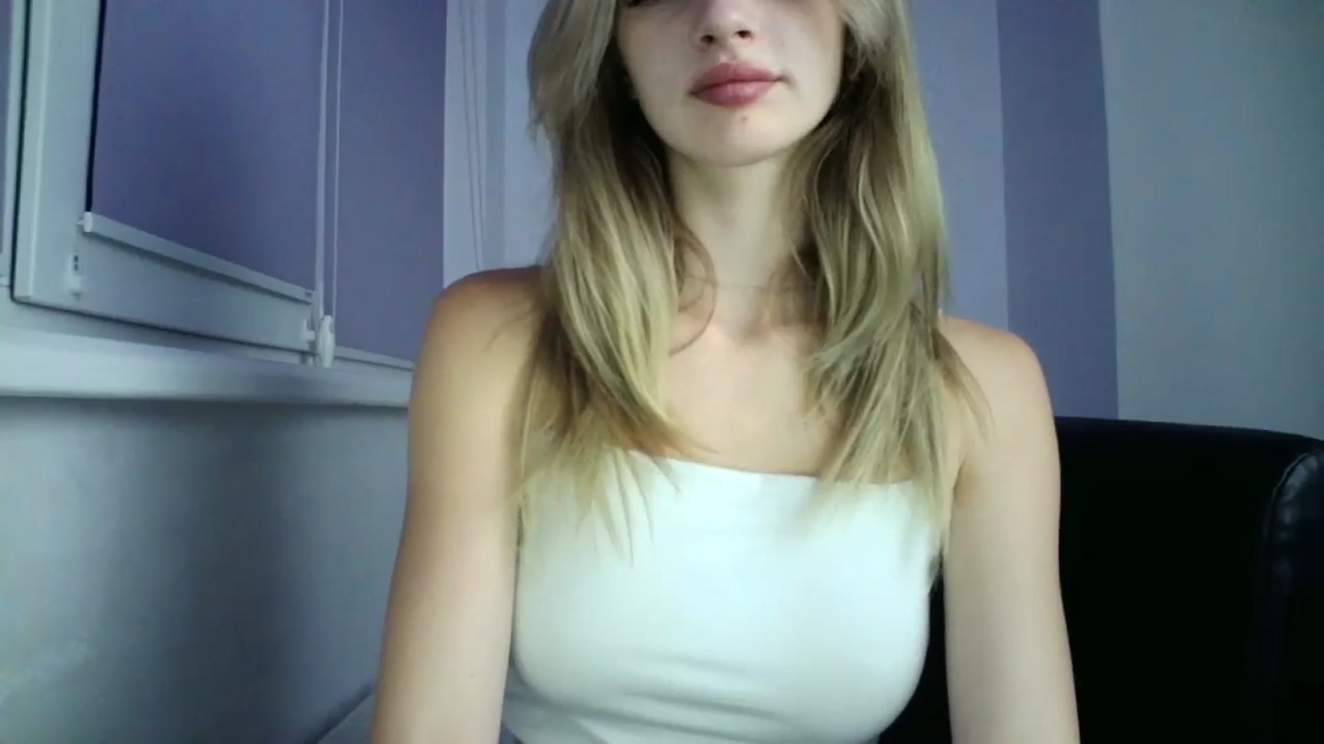 Gallery image thumbnail from MaryCoup's myfreecams stream on, 08/08/2024, 21:41 image 15 of 20