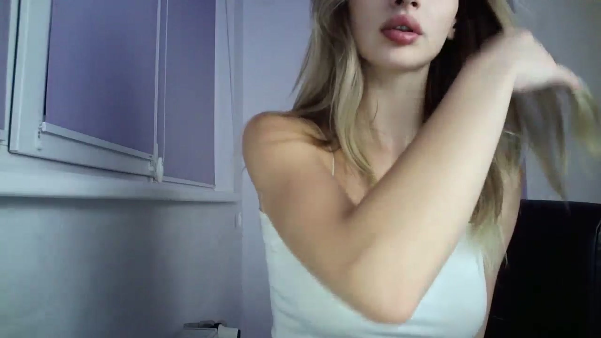 Gallery image thumbnail from MaryCoup's myfreecams stream on, 08/30/2024, 21:55 image 10 of 20