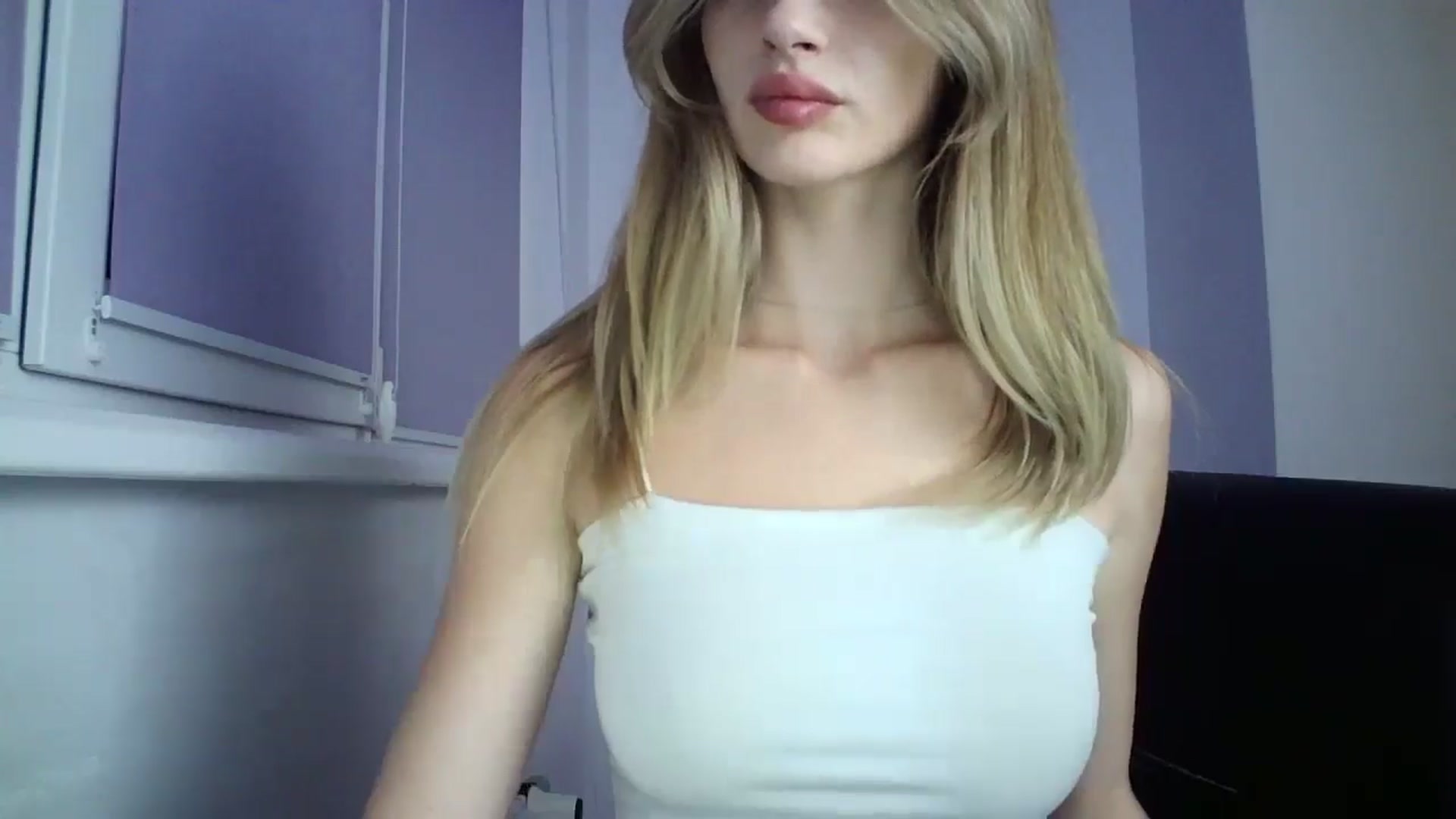 Gallery image thumbnail from MaryCoup's myfreecams stream on, 08/30/2024, 21:55 image 9 of 20