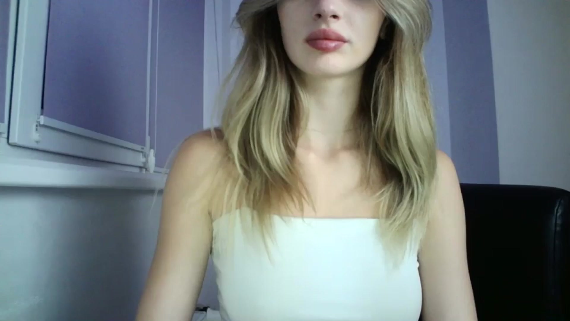 Gallery image thumbnail from MaryCoup's myfreecams stream on, 08/30/2024, 21:55 image 13 of 20