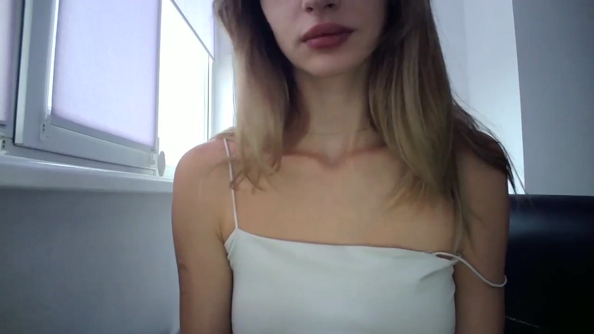 Gallery image thumbnail from MaryCoup's myfreecams stream on, 08/31/2024, 15:34 image 6 of 20