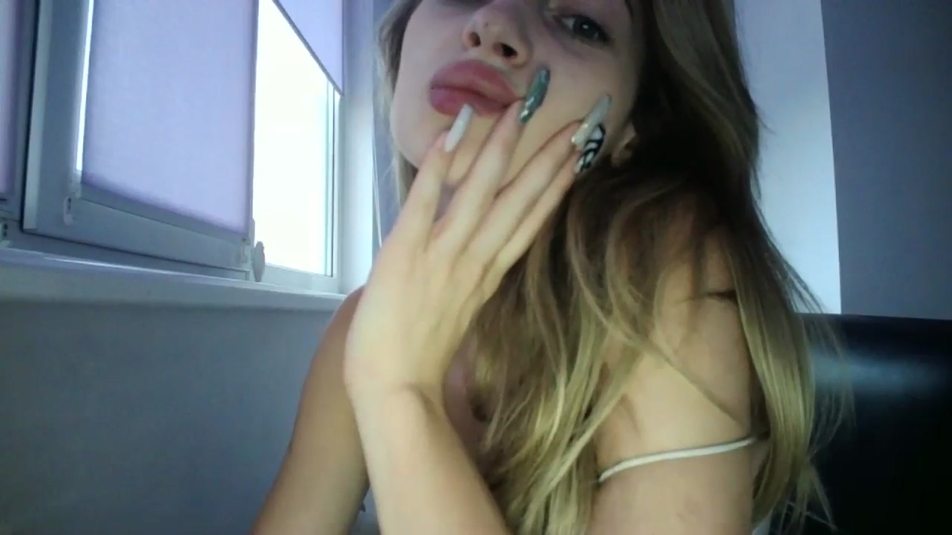 Gallery image thumbnail from MaryCoup's myfreecams stream on, 08/31/2024, 15:58 image 12 of 20