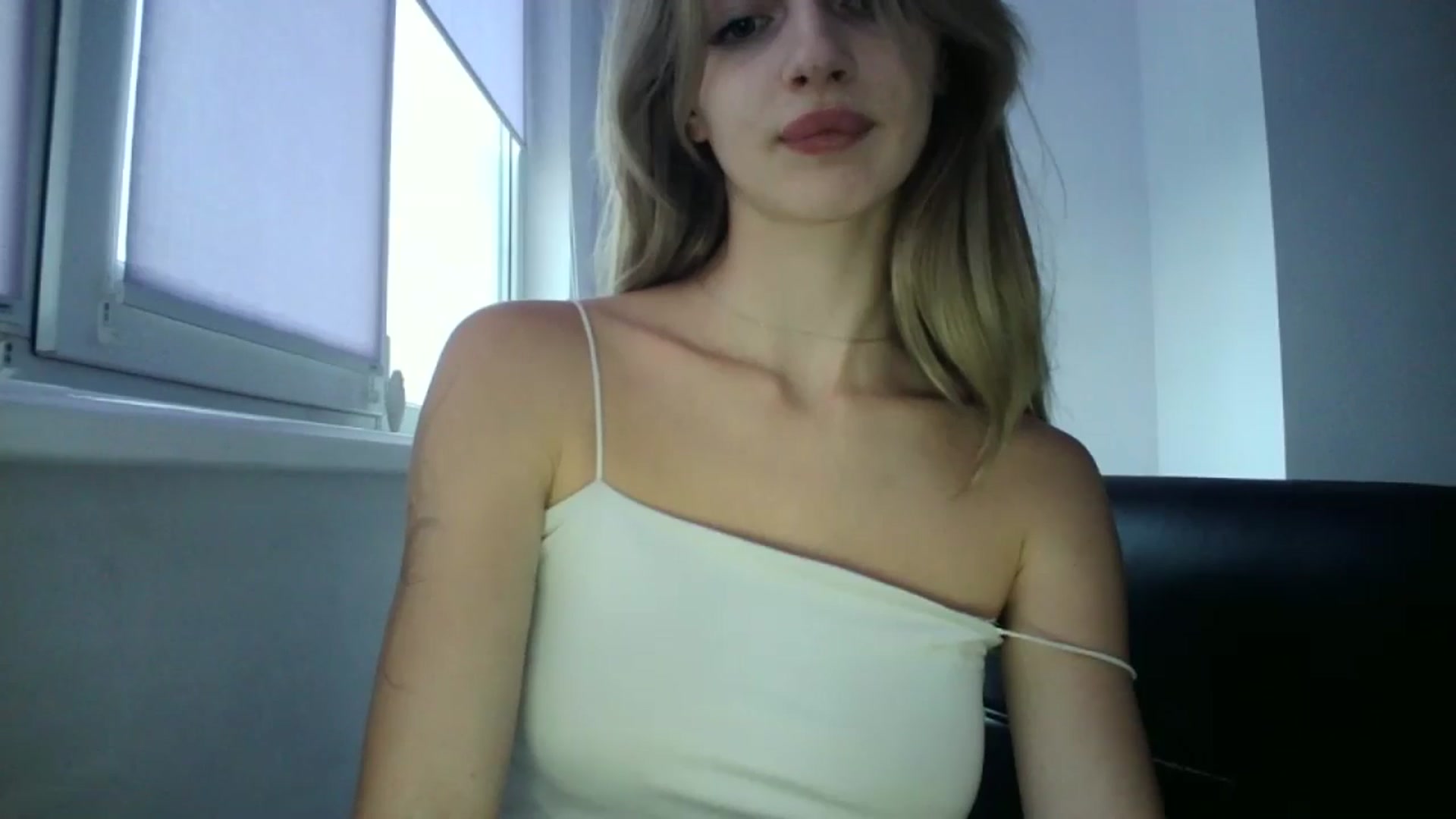 Gallery image thumbnail from MaryCoup's myfreecams stream on, 08/31/2024, 15:58 image 5 of 20