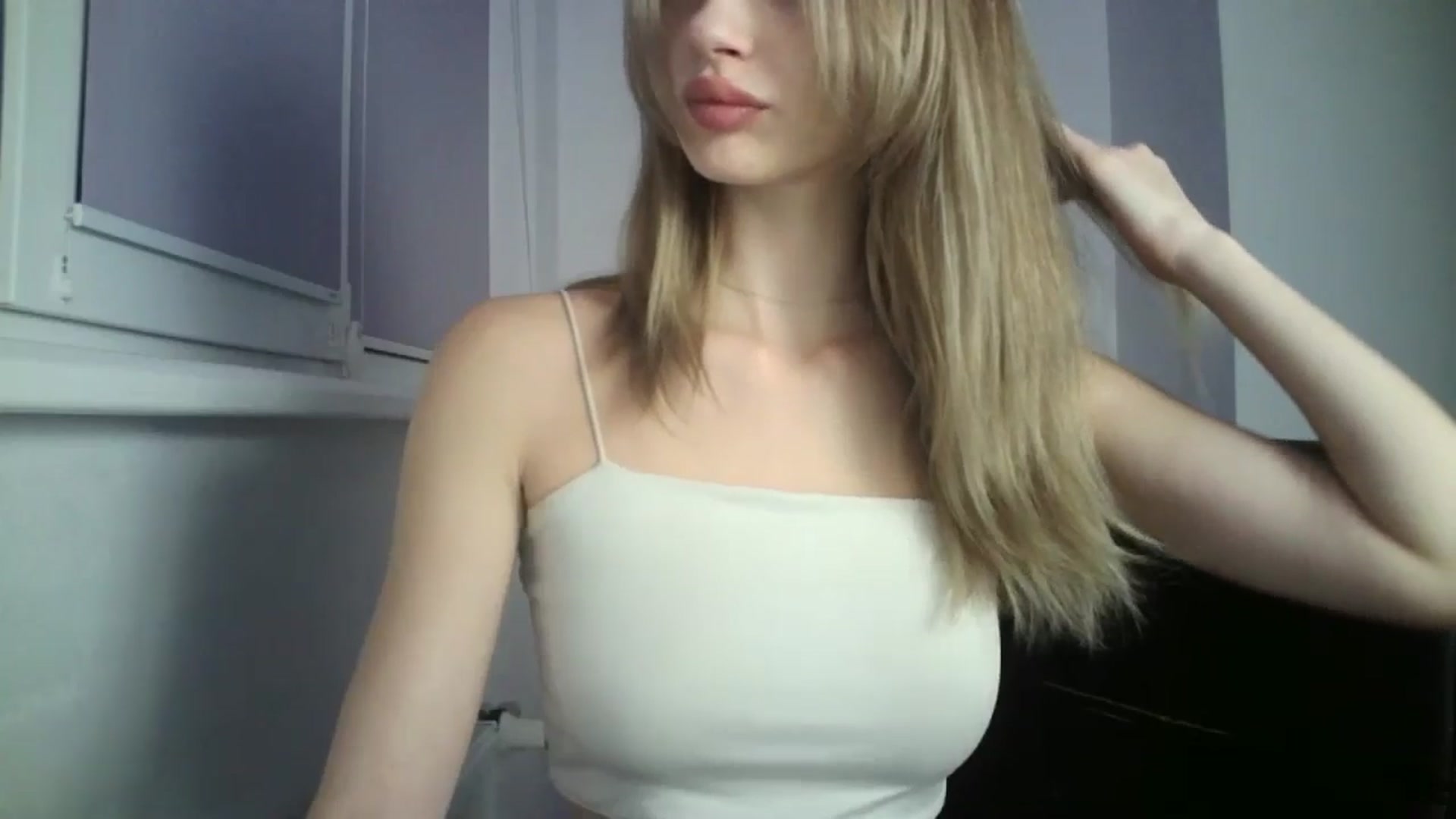 Gallery image thumbnail from MaryCoup's myfreecams stream on, 10/08/2024, 16:32 image 18 of 20