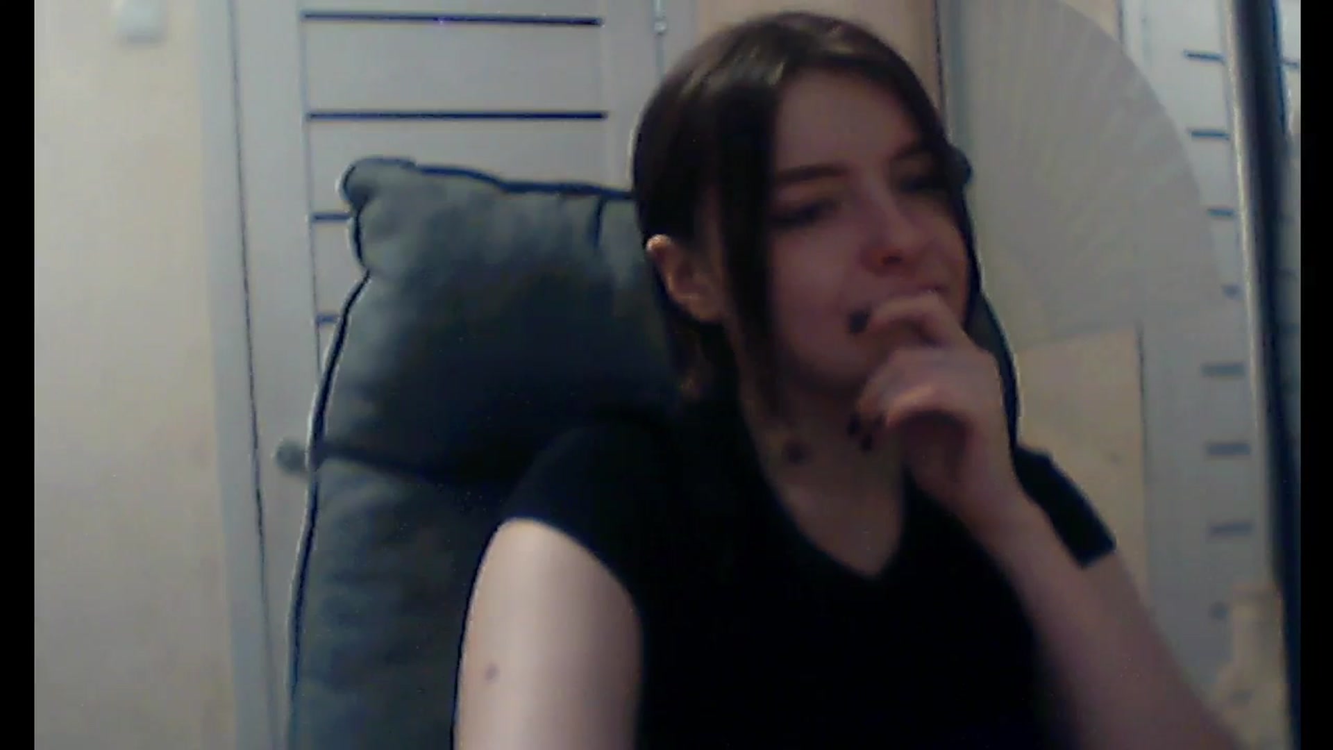 Gallery image thumbnail from MaryCut's myfreecams stream on, 03/03/2025, 23:24 image 18 of 20