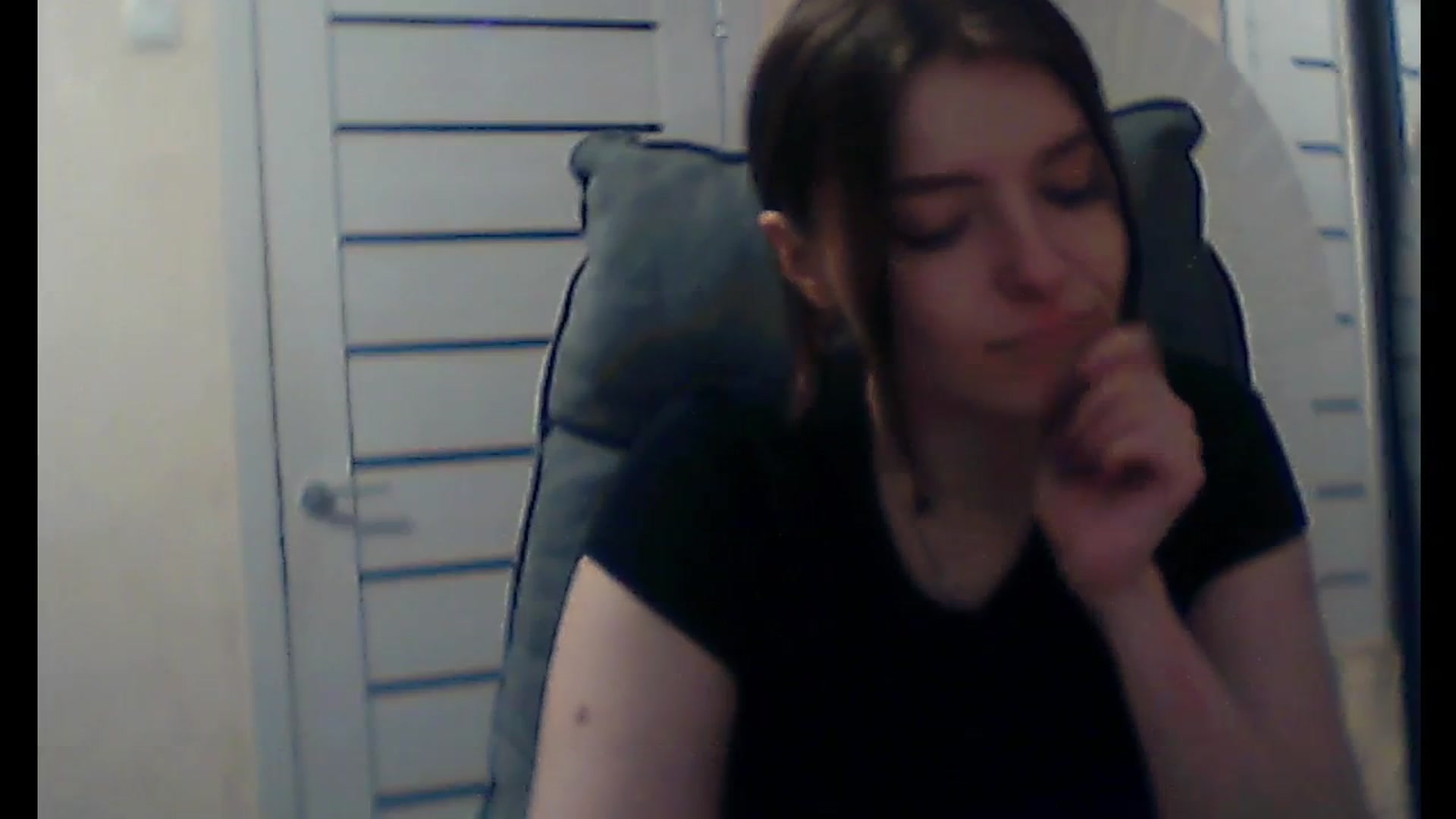 Gallery image thumbnail from MaryCut's myfreecams stream on, 03/03/2025, 23:24 image 12 of 20
