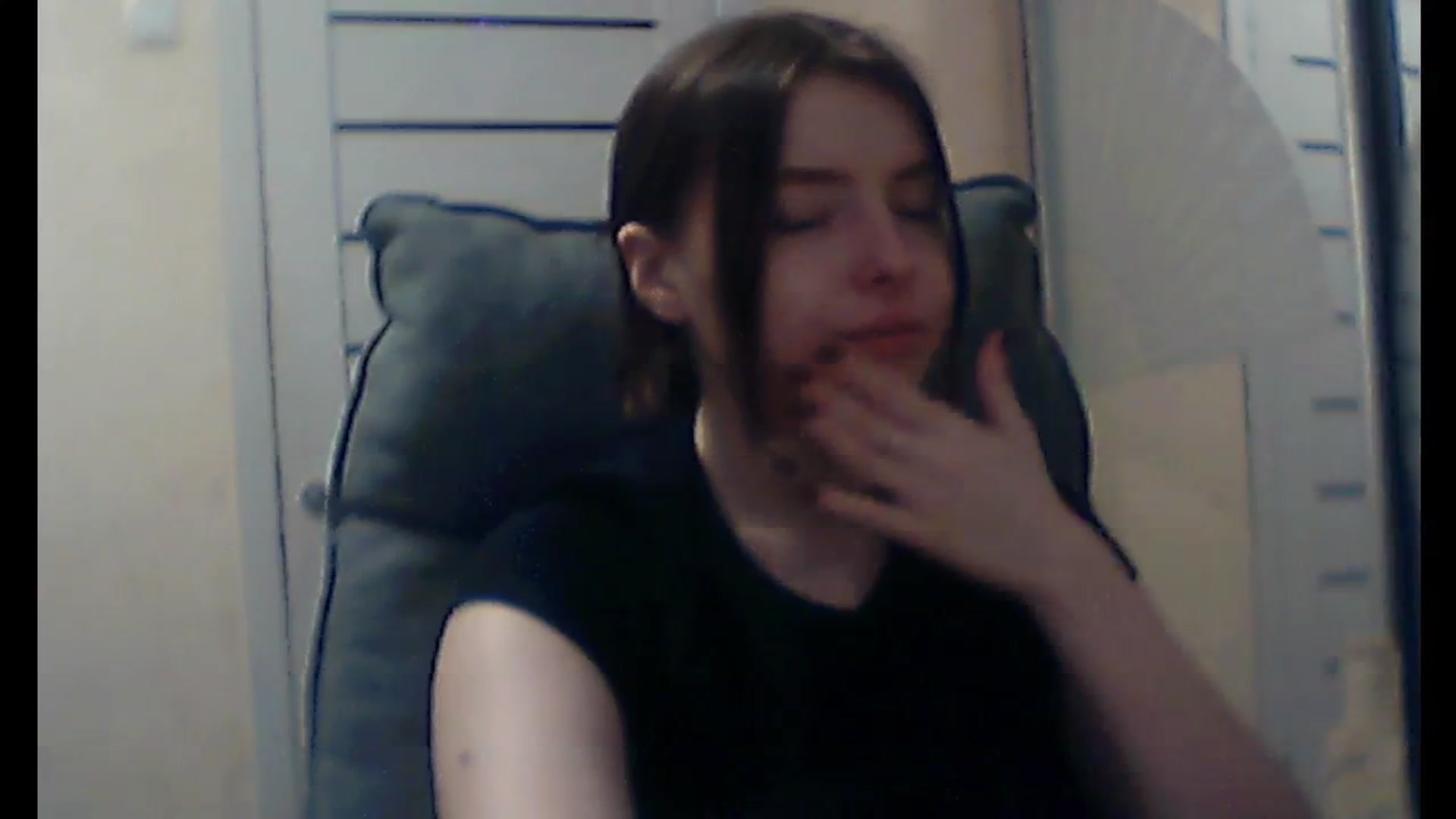 Gallery image thumbnail from MaryCut's myfreecams stream on, 03/03/2025, 23:24 image 17 of 20