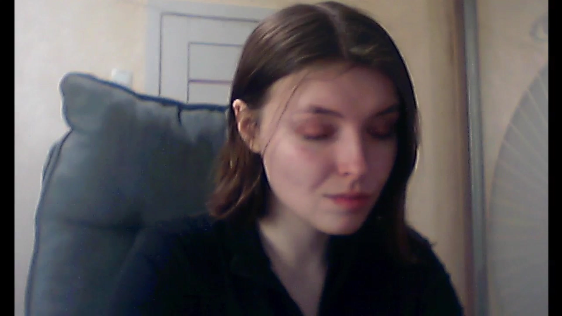 Gallery image thumbnail from MaryCut's myfreecams stream on, 04/03/2025, 22:16 image 12 of 20