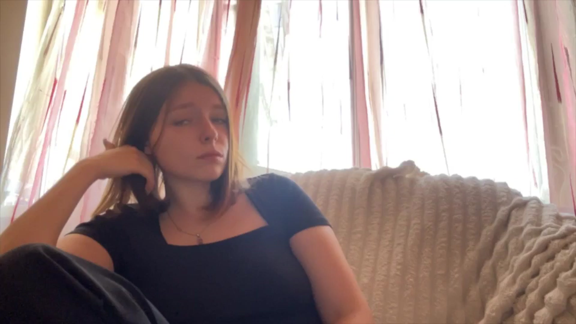 Gallery image thumbnail from MaryCut's myfreecams stream on, 07/25/2025, 10:35 image 17 of 20