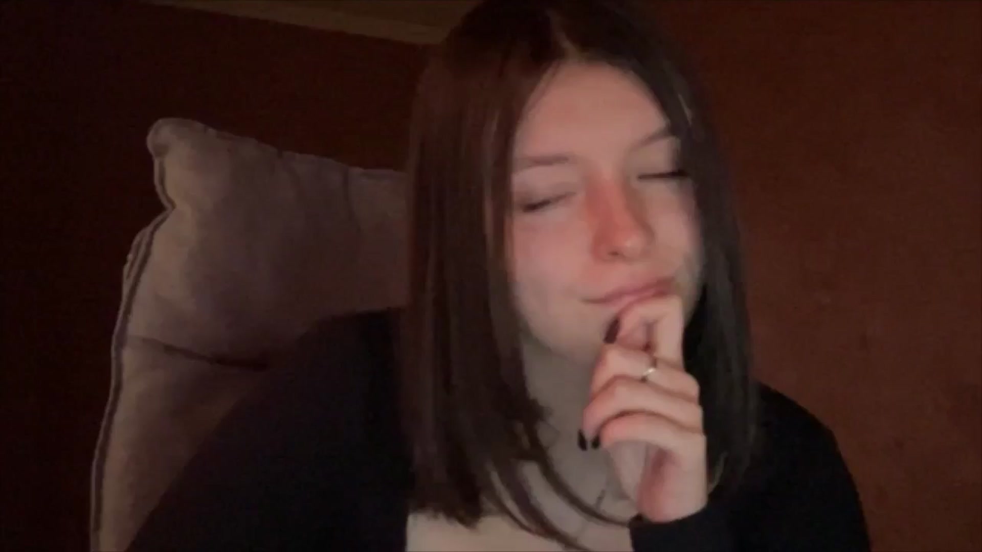 Gallery image thumbnail from MaryCut's myfreecams stream on, 08/26/2025, 12:07 image 11 of 20
