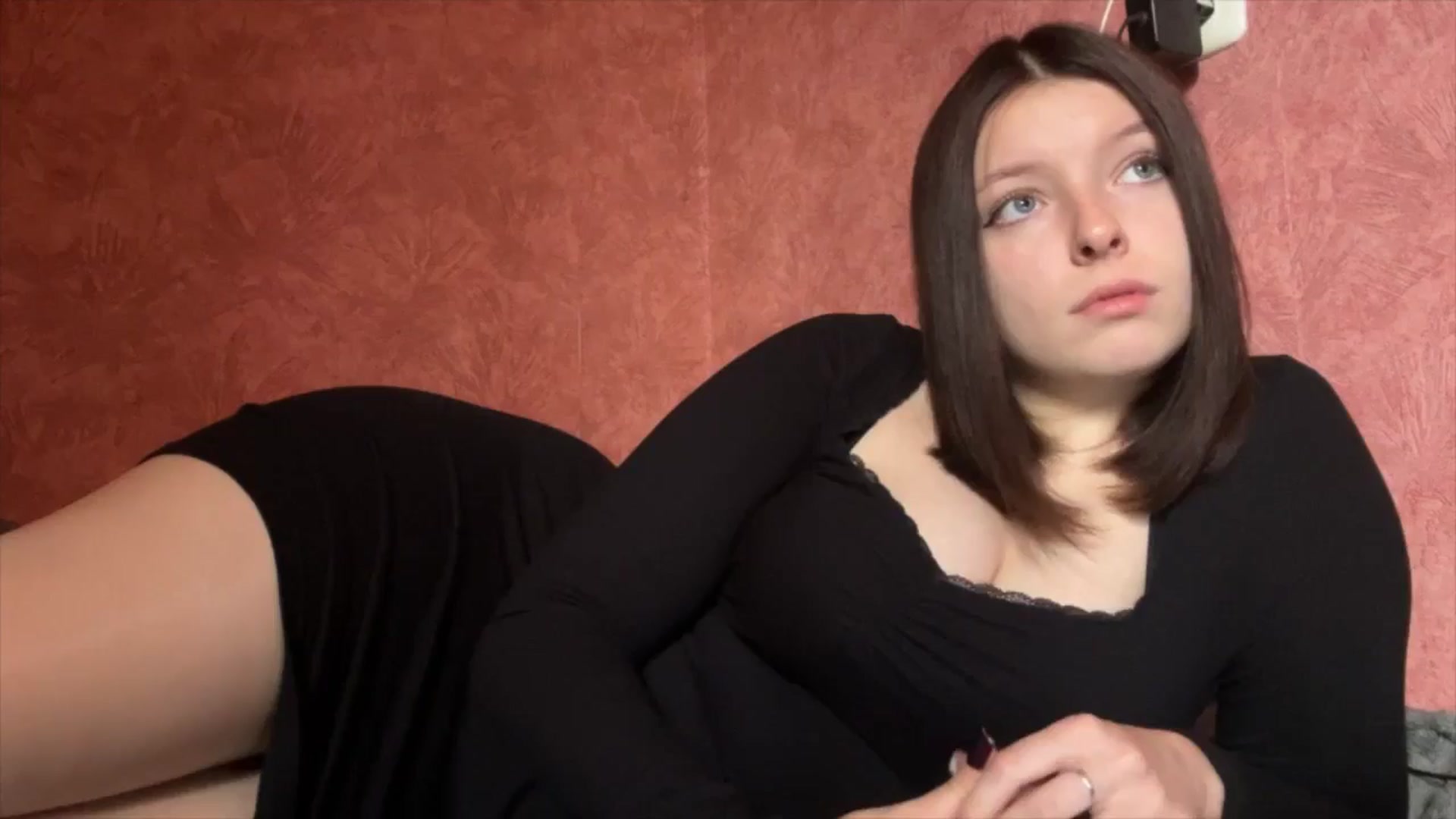 Gallery image thumbnail from MaryCut's myfreecams stream on, 08/27/2025, 10:39 image 7 of 20