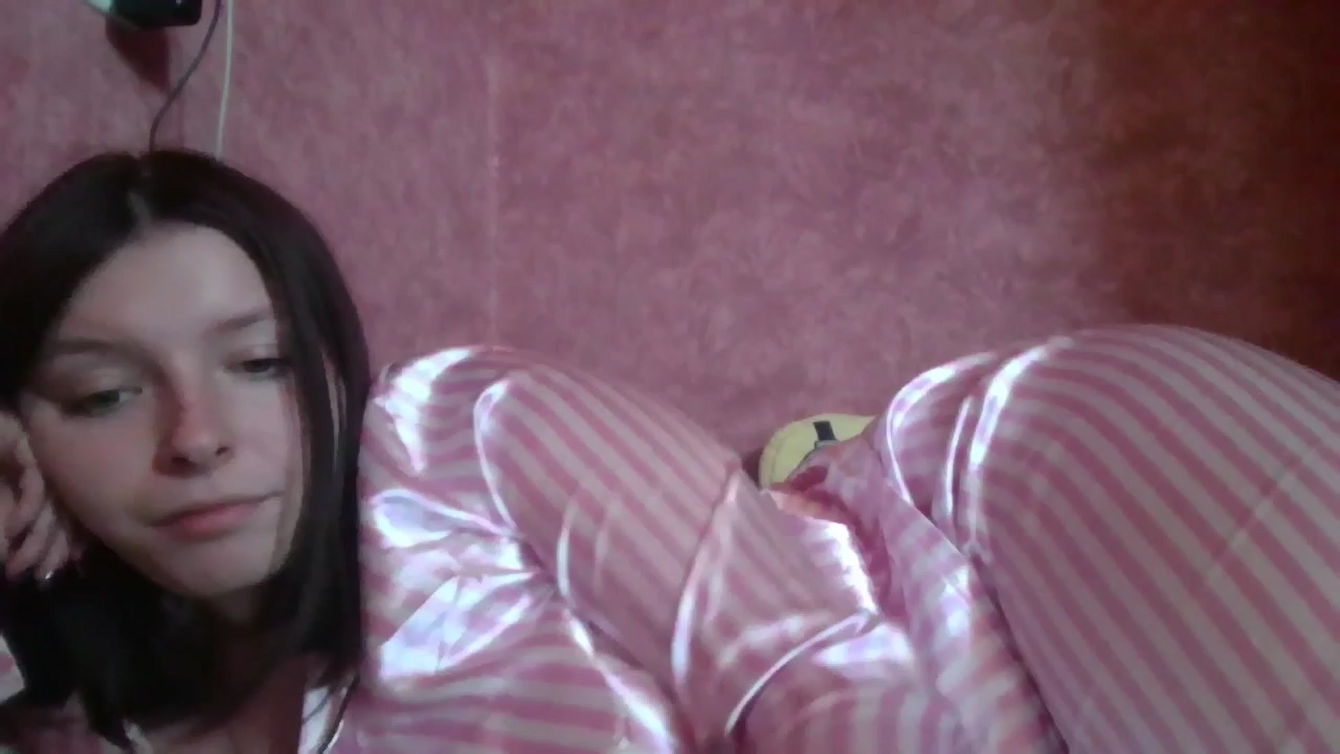 Gallery image thumbnail from MaryCut's myfreecams stream on, 09/04/2025, 11:31 image 6 of 20