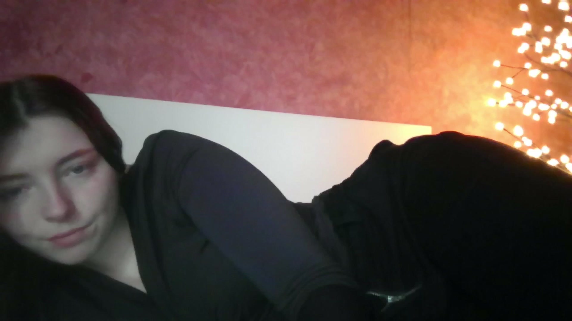 Gallery image thumbnail from MaryCut's myfreecams stream on, 11/27/2025, 10:27 image 6 of 20