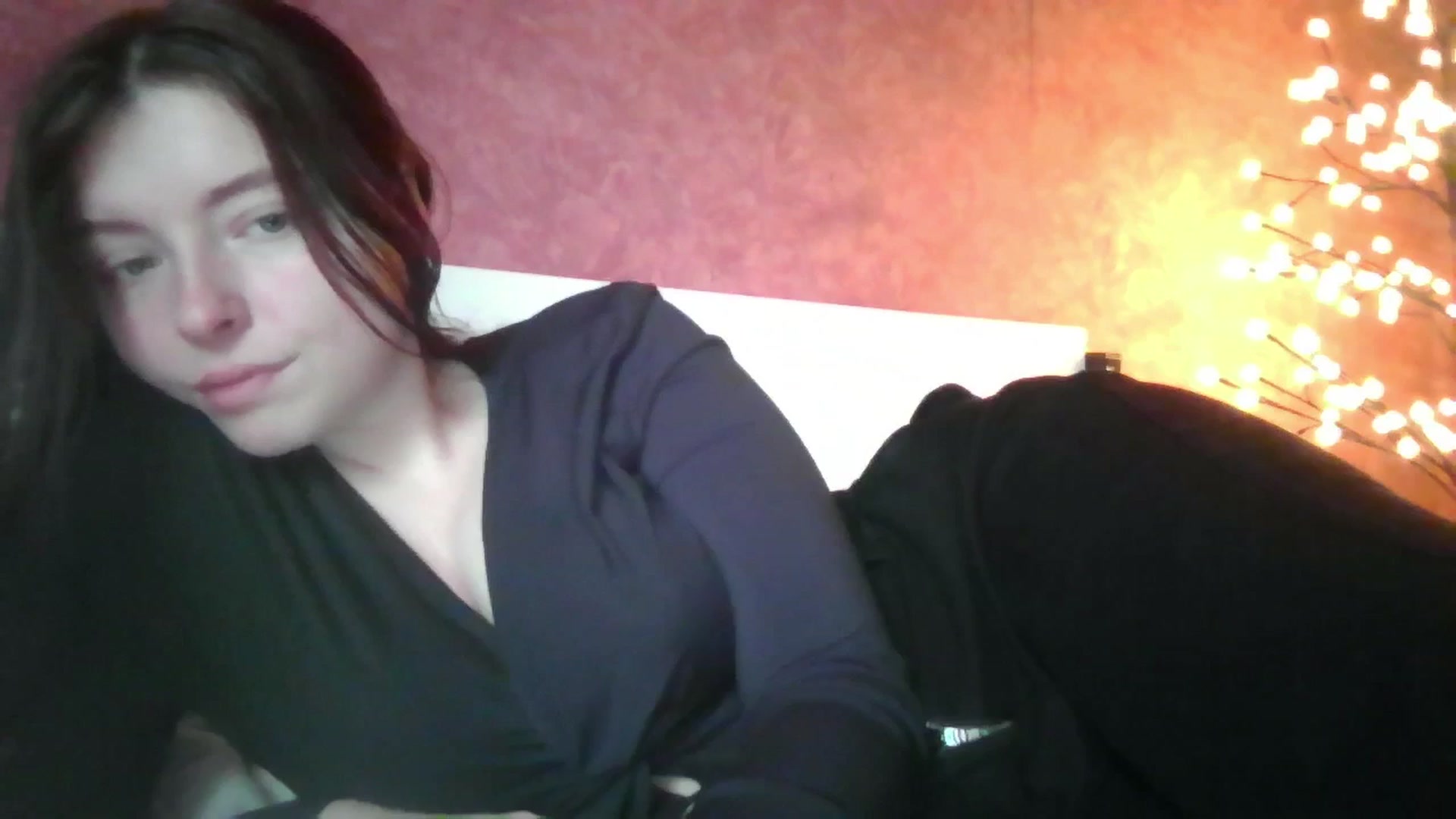 Gallery image thumbnail from MaryCut's myfreecams stream on, 11/27/2025, 10:27 image 8 of 20