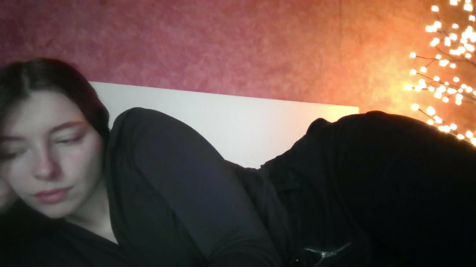 Gallery image thumbnail from MaryCut's myfreecams stream on, 11/27/2025, 10:27 image 2 of 20