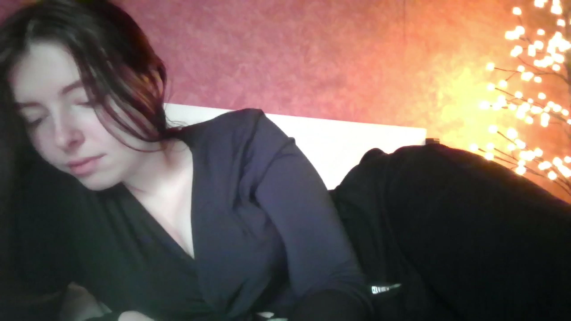 Gallery image thumbnail from MaryCut's myfreecams stream on, 11/27/2025, 10:27 image 10 of 20
