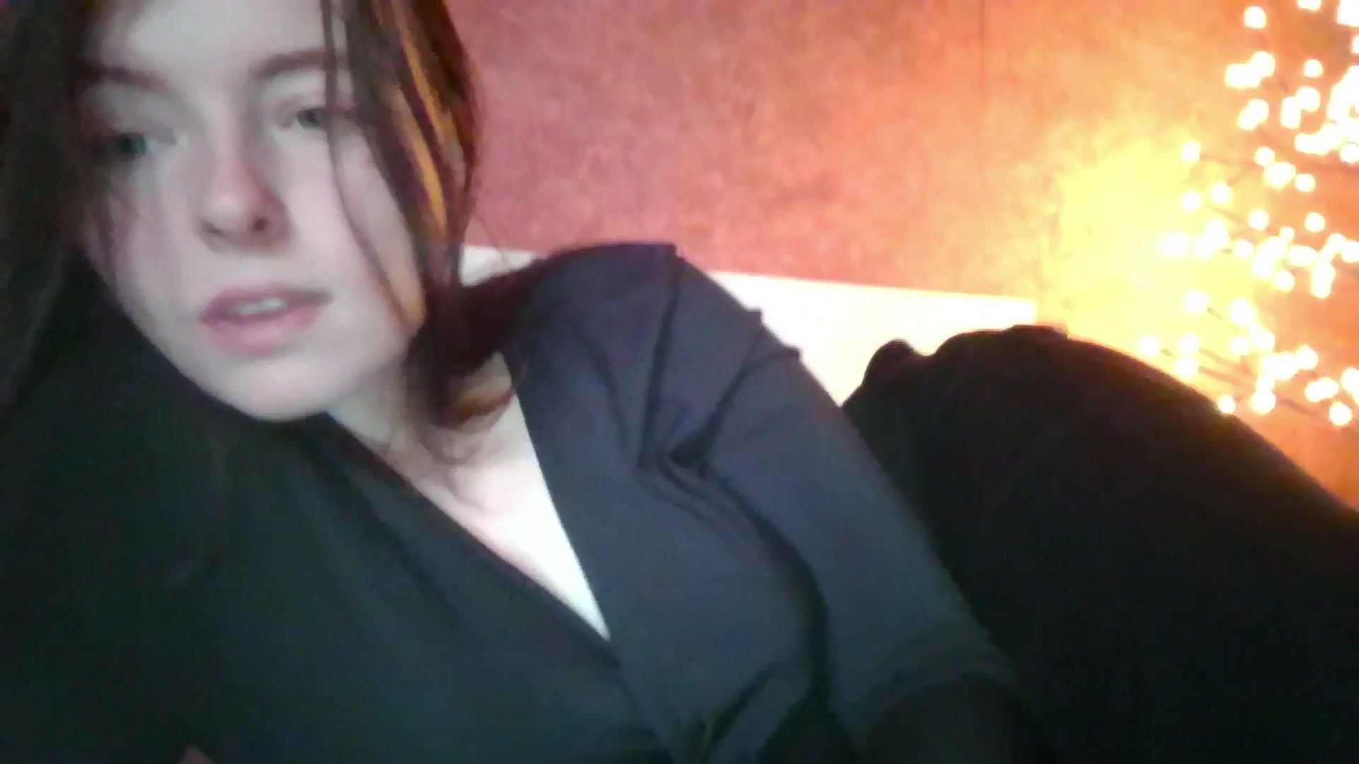 Gallery image thumbnail from MaryCut's myfreecams stream on, 11/27/2025, 10:27 image 18 of 20