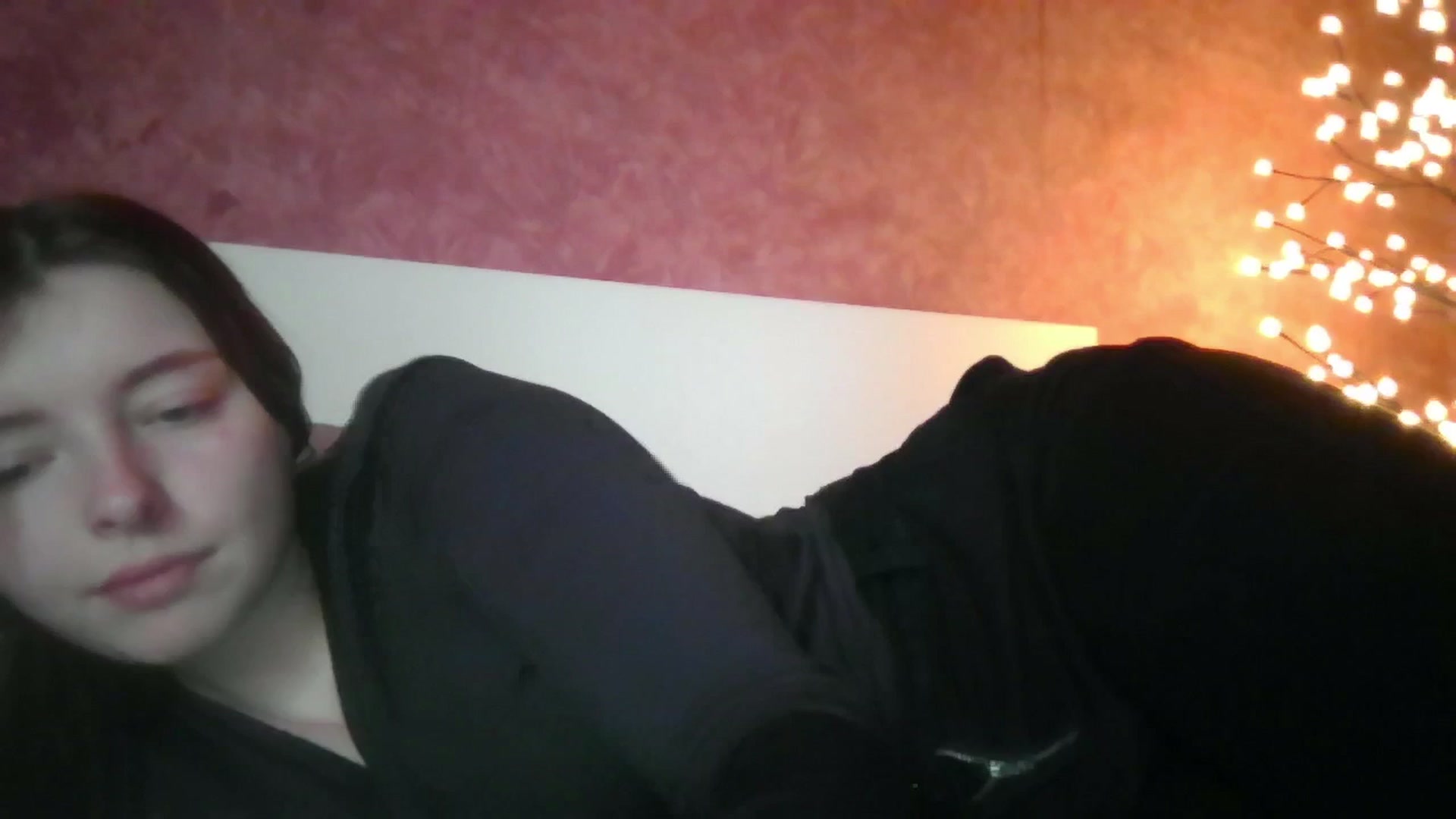 Gallery image thumbnail from MaryCut's myfreecams stream on, 11/27/2025, 10:27 image 7 of 20