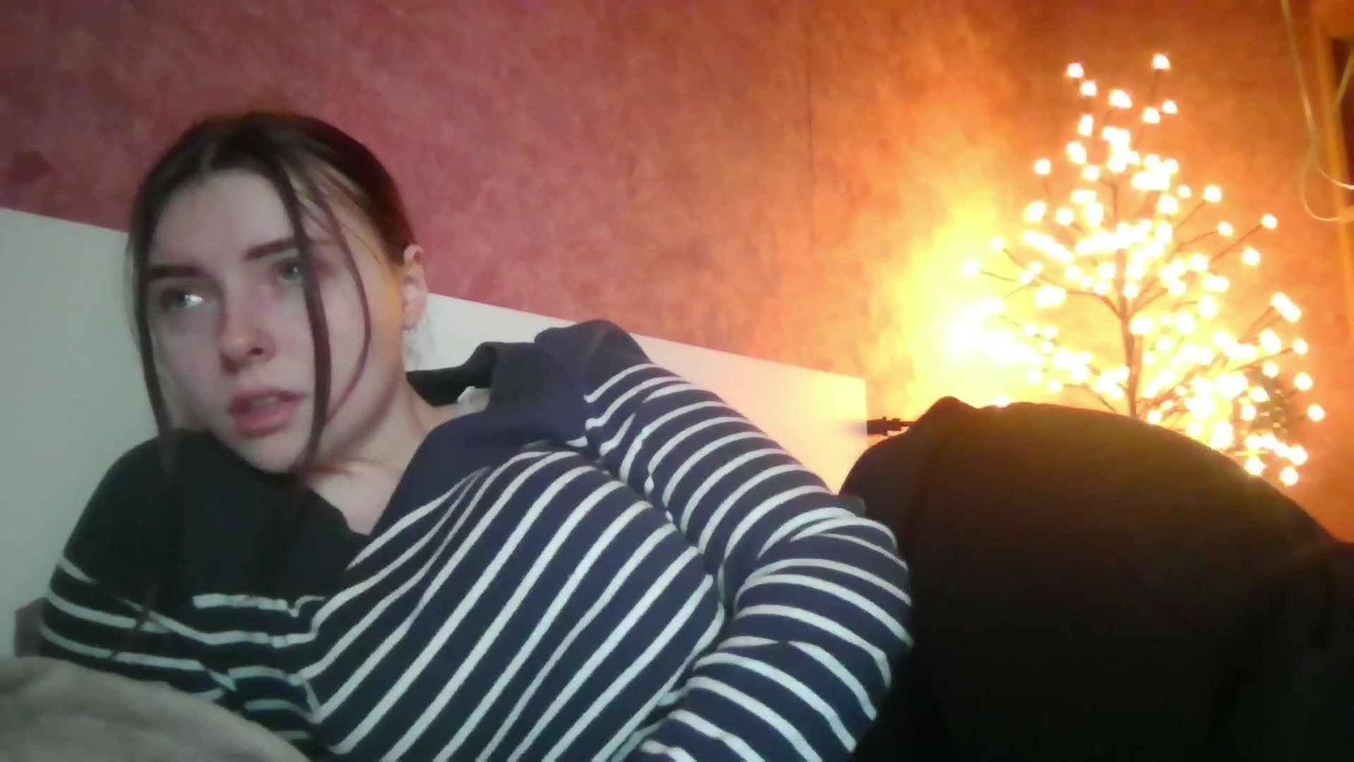 Gallery image thumbnail from MaryCut's myfreecams stream on, 12/03/2025, 10:43 image 14 of 20