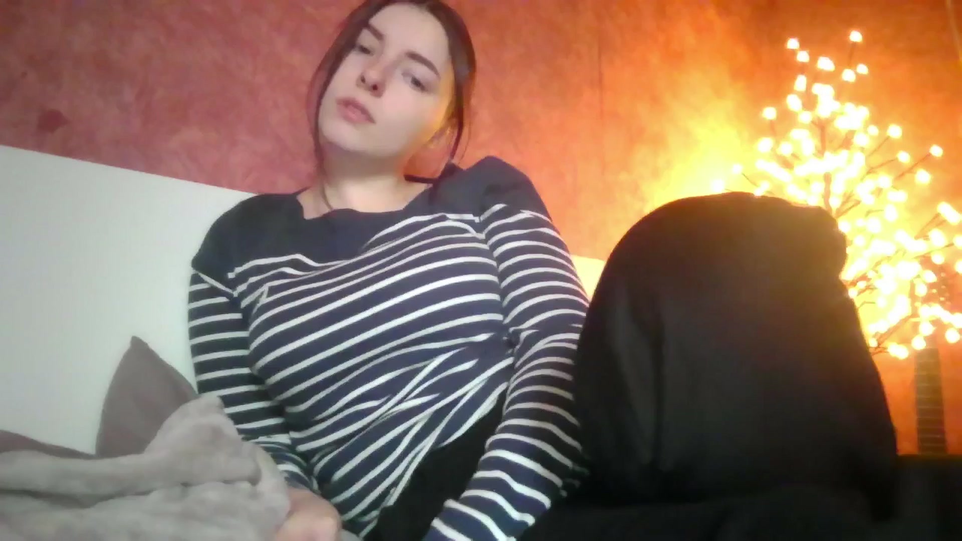 Gallery image thumbnail from MaryCut's myfreecams stream on, 12/03/2025, 10:43 image 2 of 20