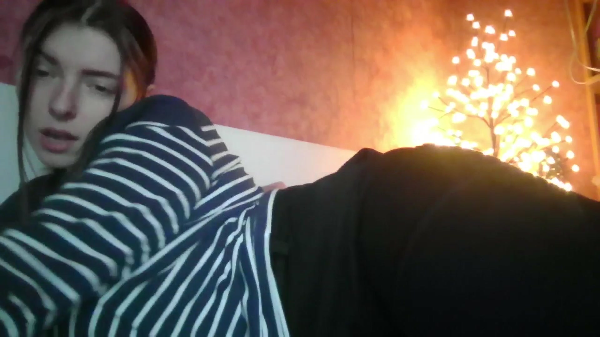 Gallery image thumbnail from MaryCut's myfreecams stream on, 12/03/2025, 10:43 image 5 of 20