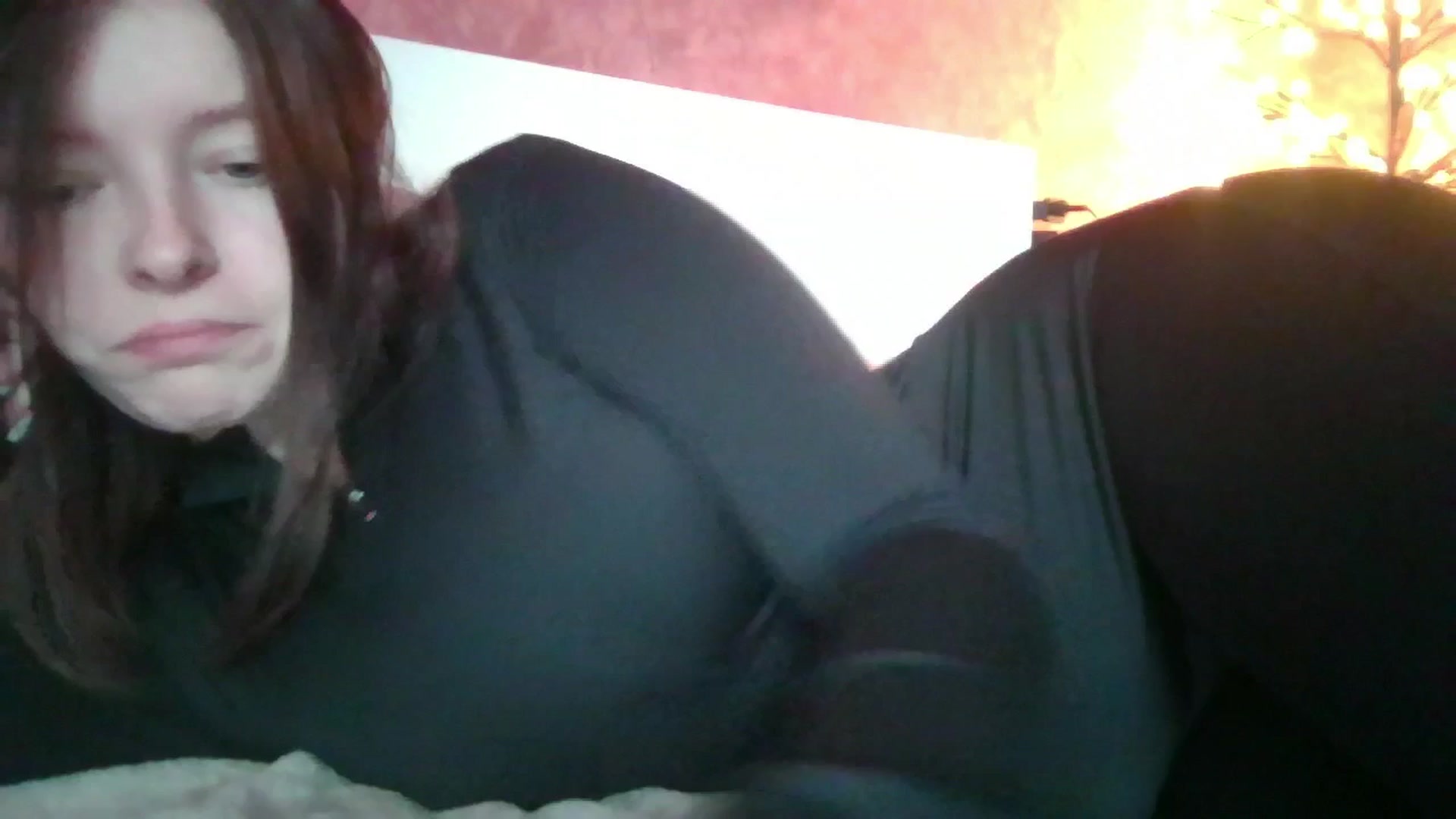 Gallery image thumbnail from MaryCut's myfreecams stream on, 12/22/2025, 11:23 image 4 of 20