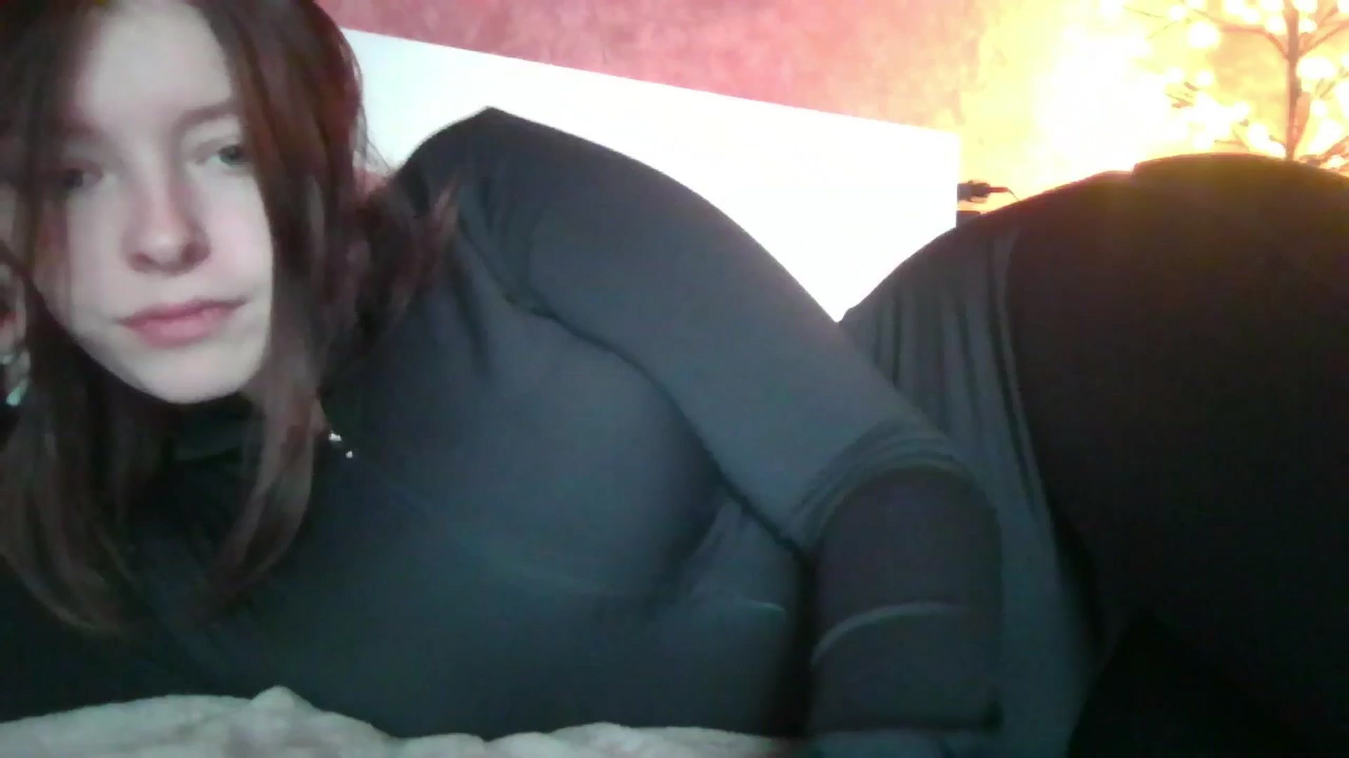 Gallery image thumbnail from MaryCut's myfreecams stream on, 12/22/2025, 11:23 image 5 of 20