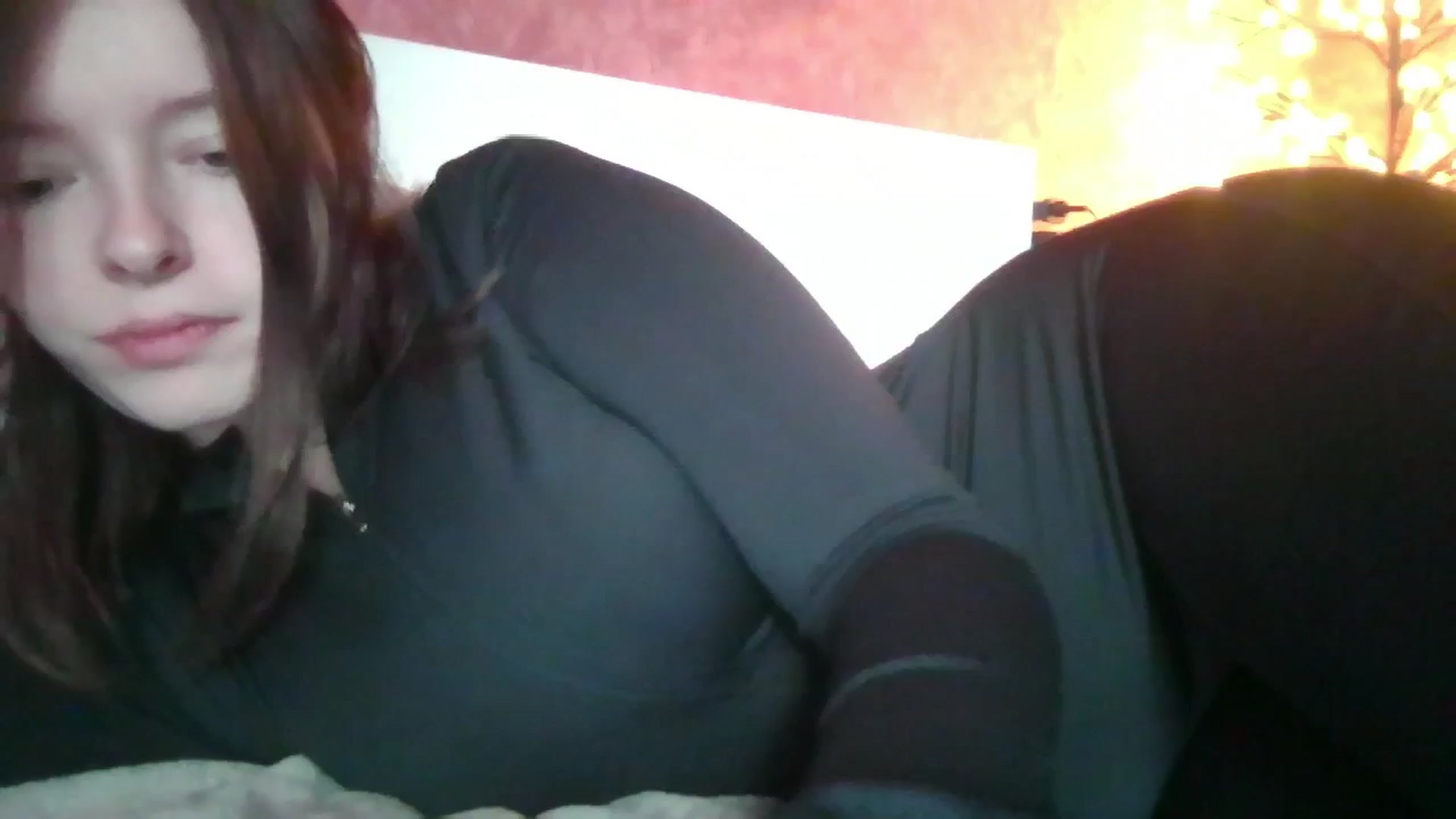 Gallery image thumbnail from MaryCut's myfreecams stream on, 12/22/2025, 11:23 image 6 of 20